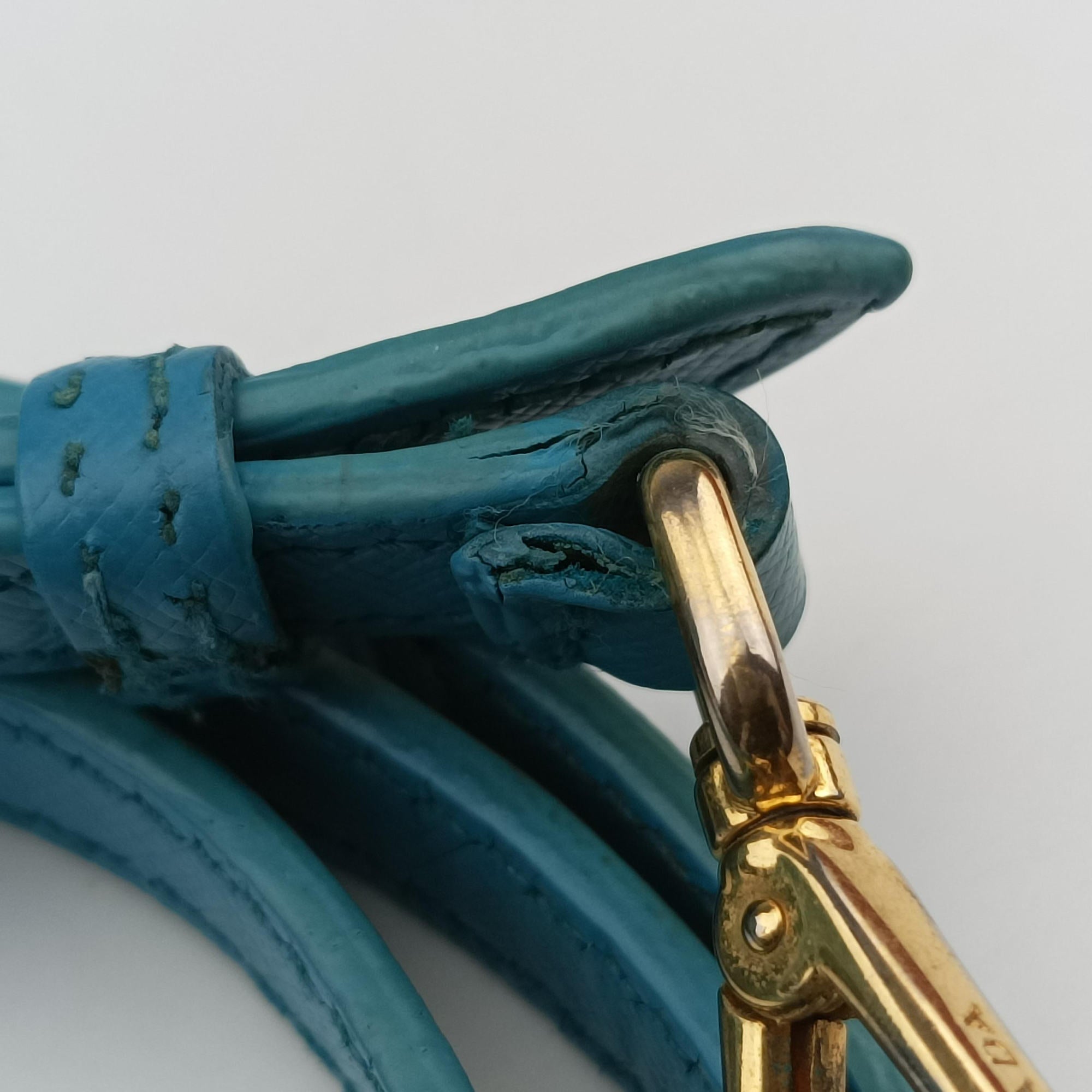 Vintage Prada Galleria Blue SAFFIANO Leather BN1801 shoulderbag | stylenewstar