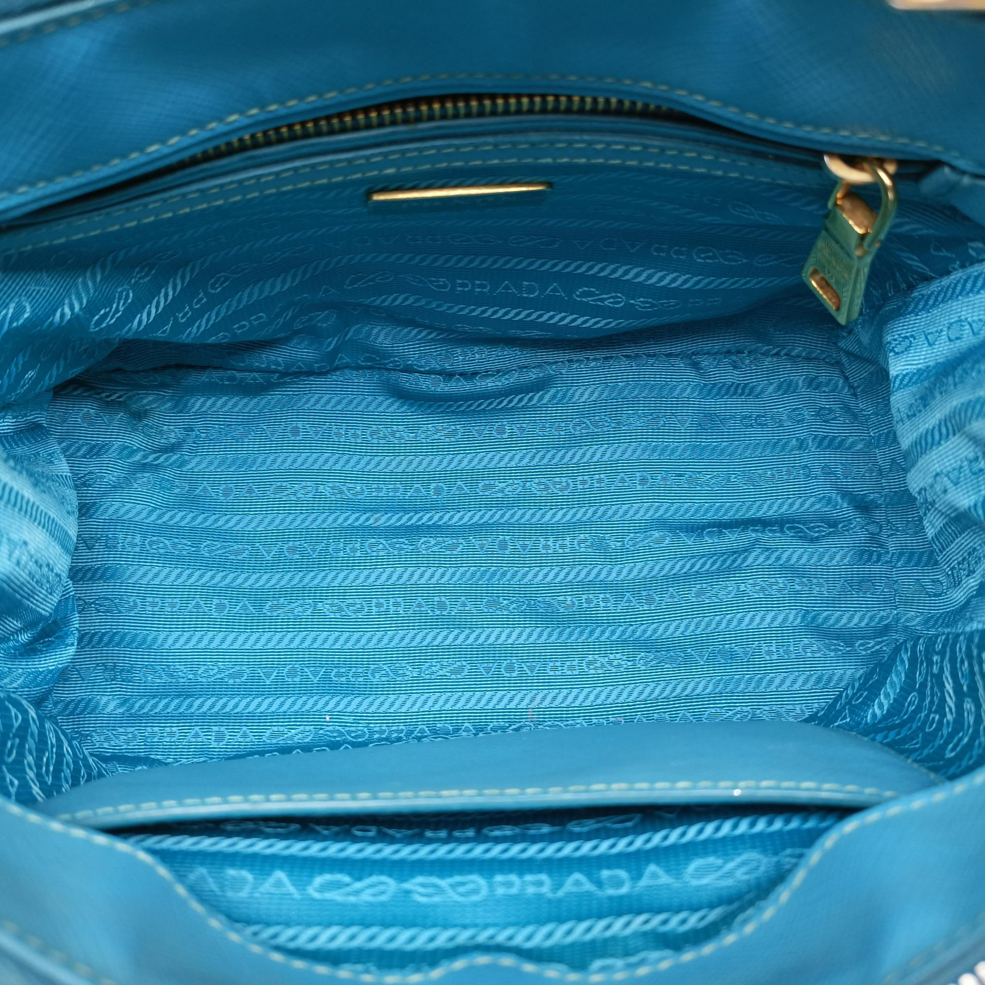 Vintage Prada Galleria Blue SAFFIANO Leather BN1801 shoulderbag | stylenewstar