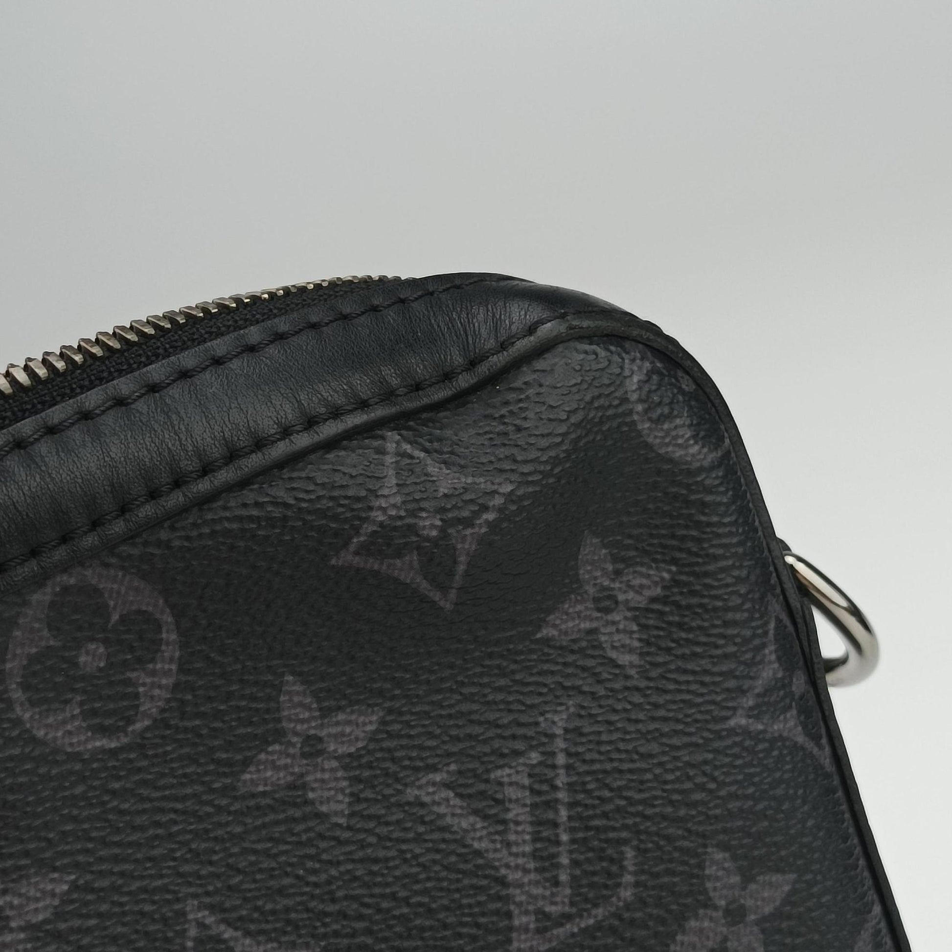 Trio Messenger black Monogram Eclipse Reverse M69443 IC Chipトリオ メッセンジャー ブラック モノグラム エクリプス リバース M69443 ICチップ