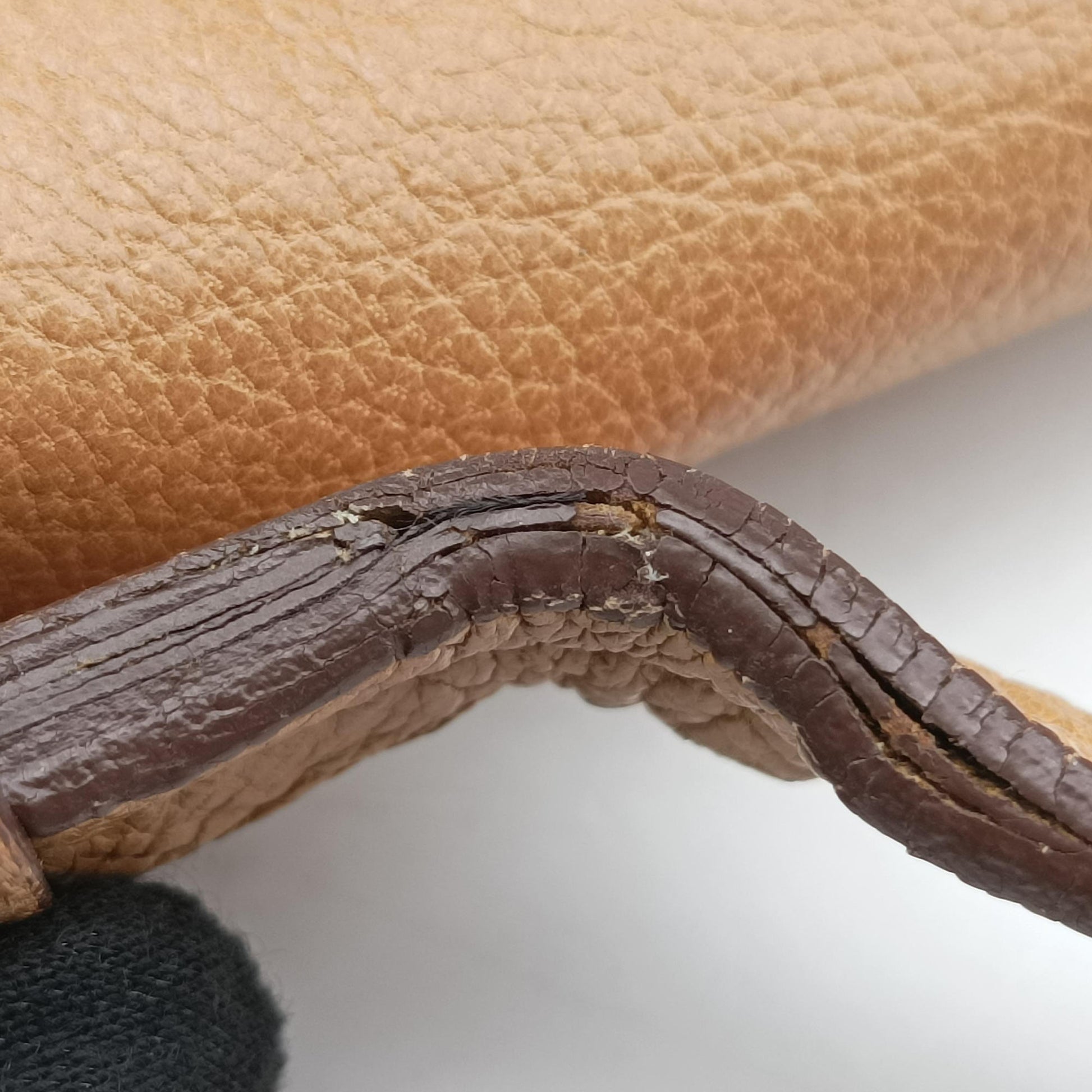 Mombasa Beige Leather 112930 112930.001013モンバサ ベージュ レザー 112930 112930.001013
