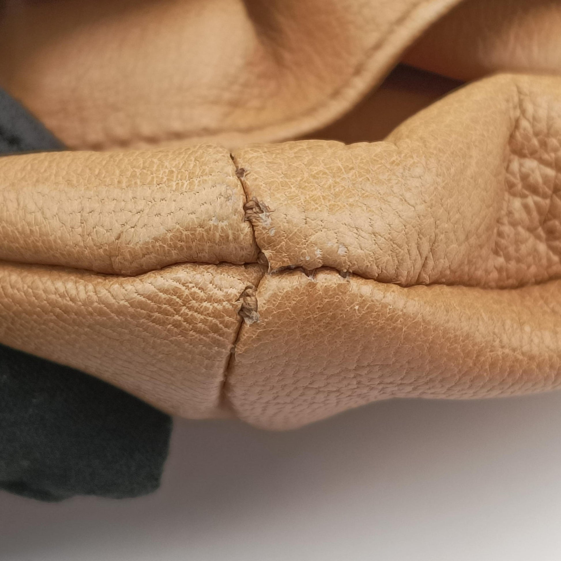 Mombasa Beige Leather 112930 112930.001013モンバサ ベージュ レザー 112930 112930.001013
