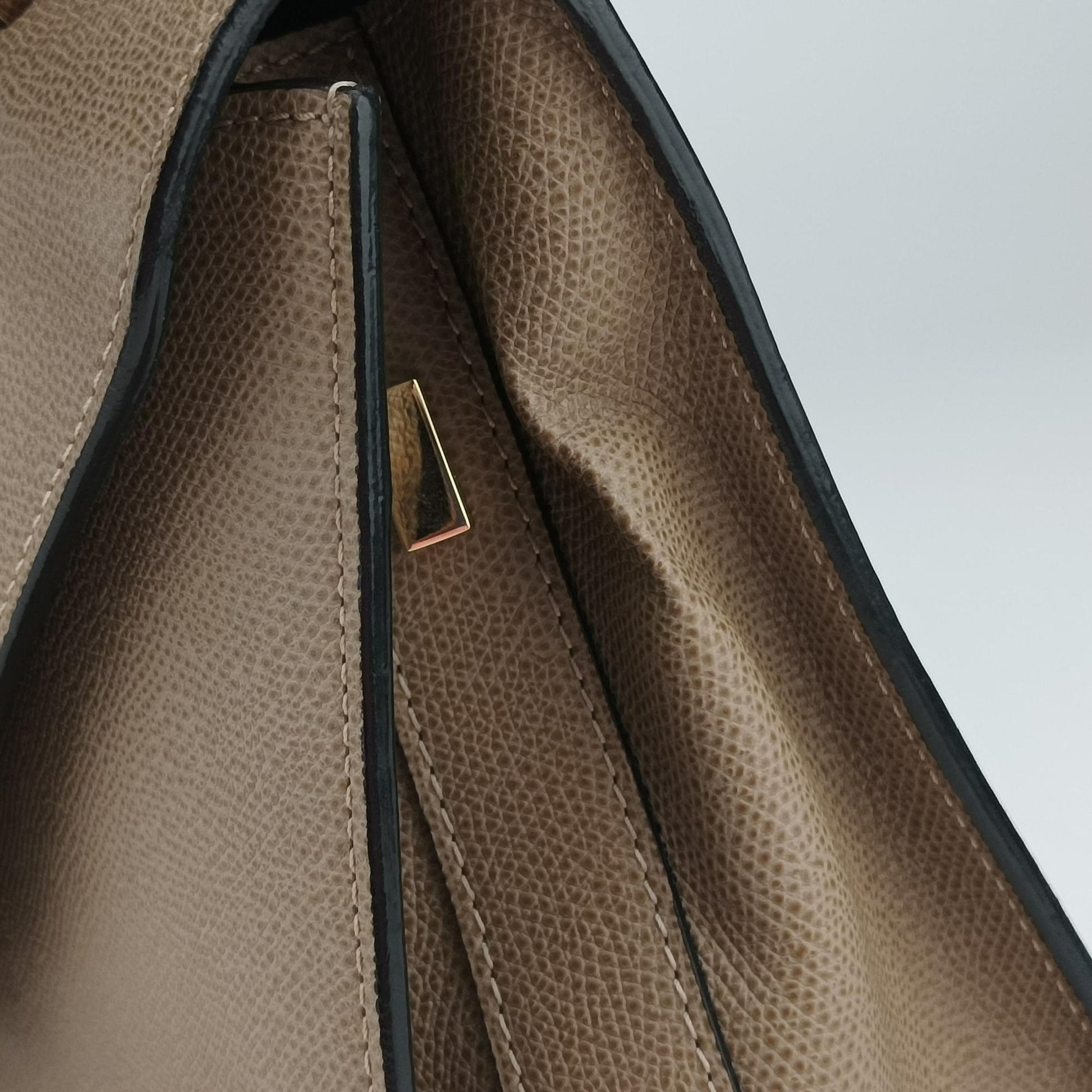 Iside Brown Calfskin N 406541イジィデ ブラウン カーフスキン N 406541