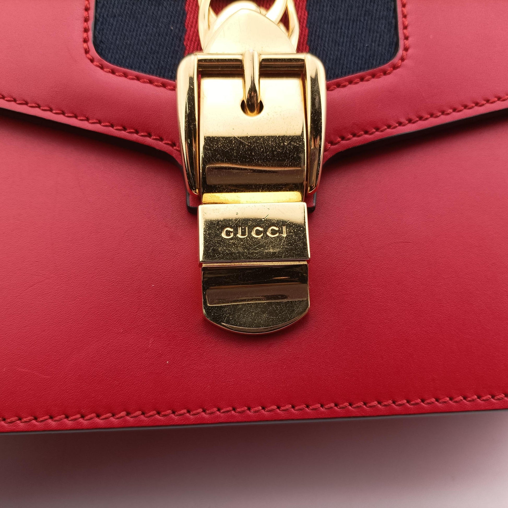 Sylvie Red Leather 421882 E020457900シルヴィ レッド レザー 421882 E020457900