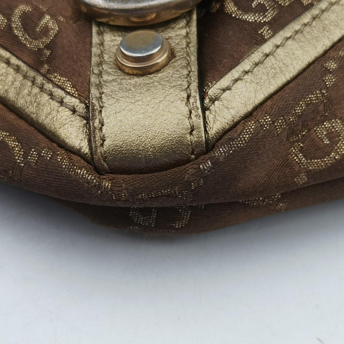 Pre-owned Gucci Abbey line Brown × Gold Leather×canvas 141472 shoulderbag | stylenewstar