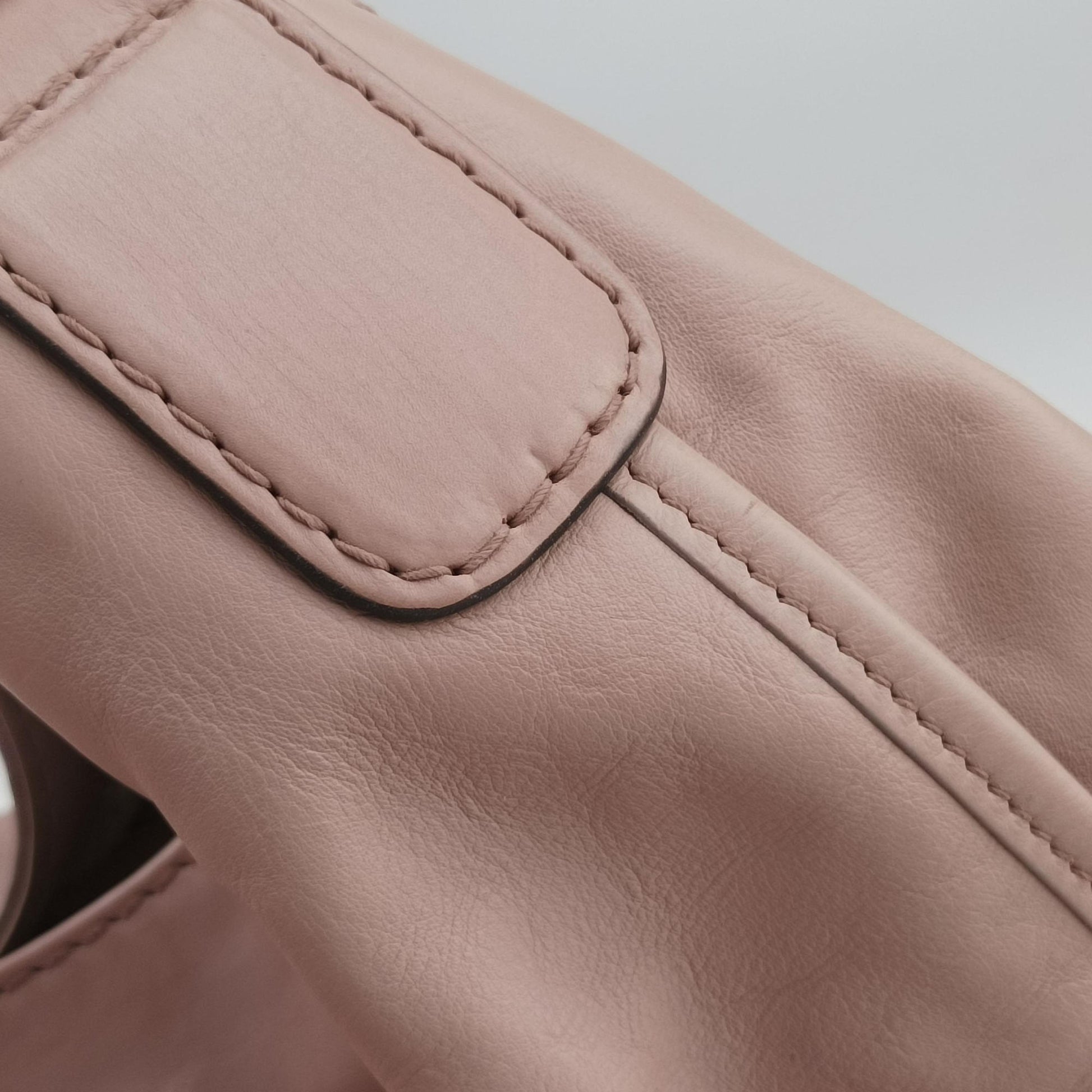 Soft Stirrup Pink Leather 296856 F013564460ソフト スターラップ ピンク レザー 296856 F013564460