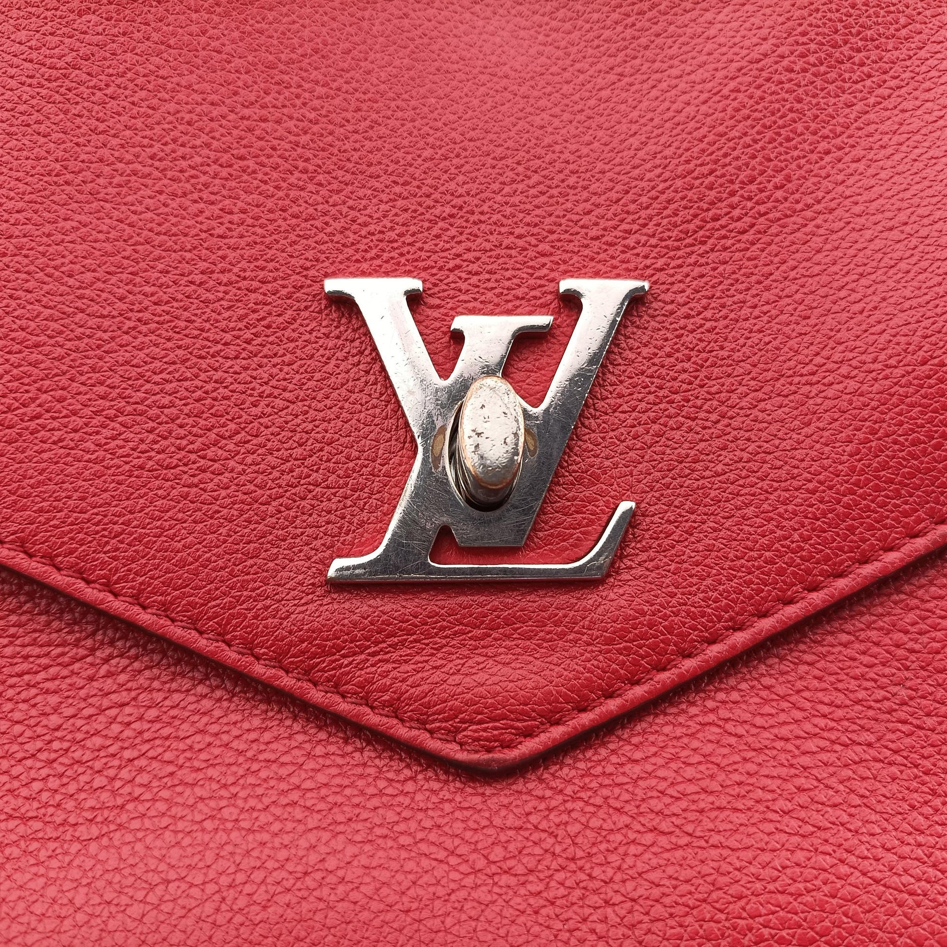 Pre-owned Louis Vuitton MyLockme BB Ruby Leather M51419 shoulderbag | stylenewstar