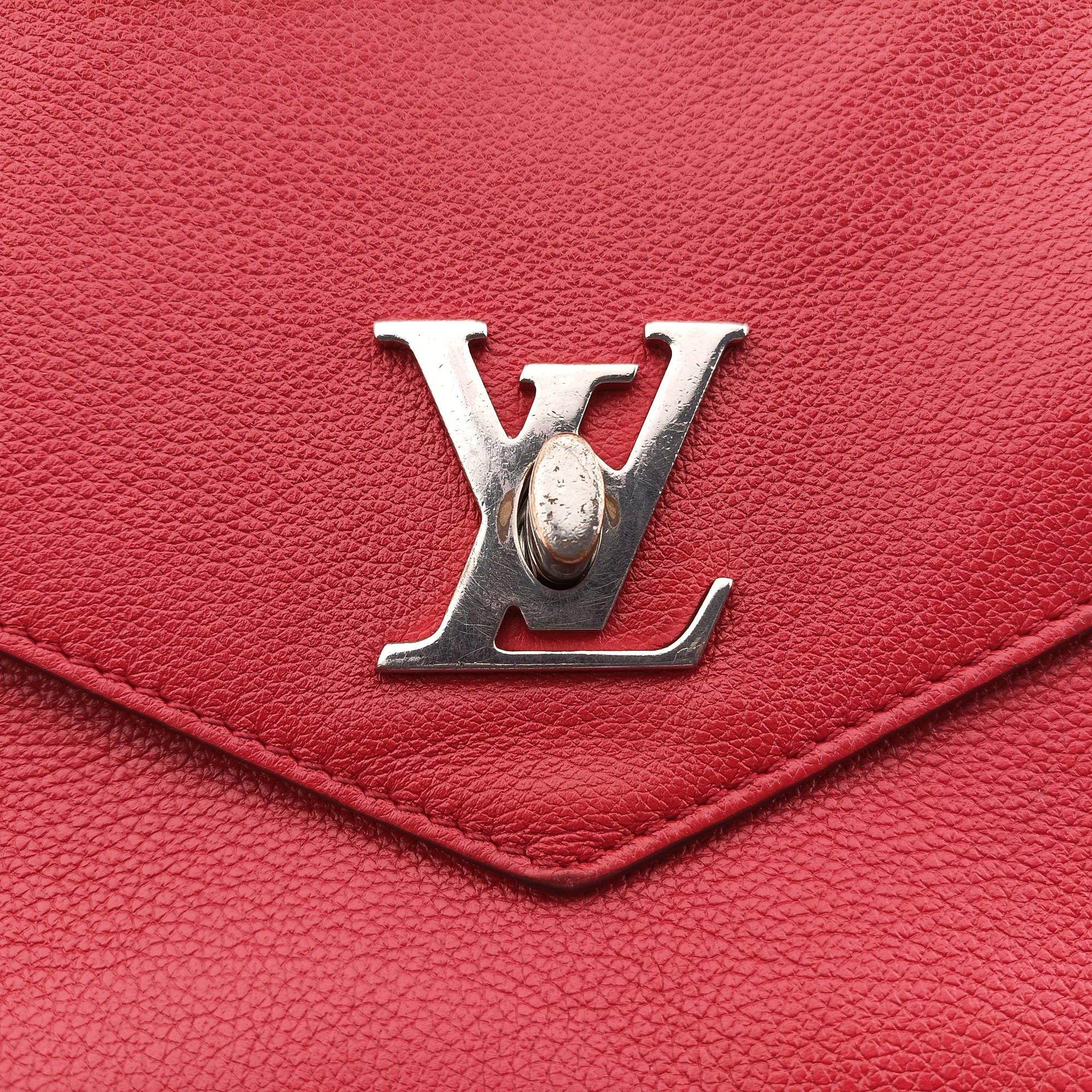 Pre-owned Louis Vuitton MyLockme BB Ruby Leather M51419 shoulderbag | stylenewstar