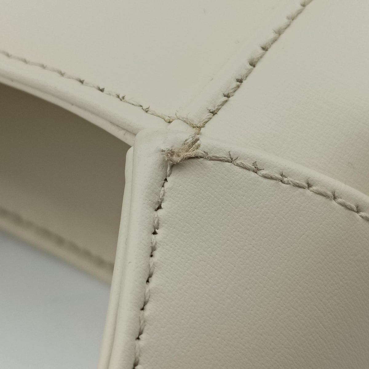 Pre-owned Gucci JACKIE 1961 White Leather 636709 shoulderbag | stylenewstar