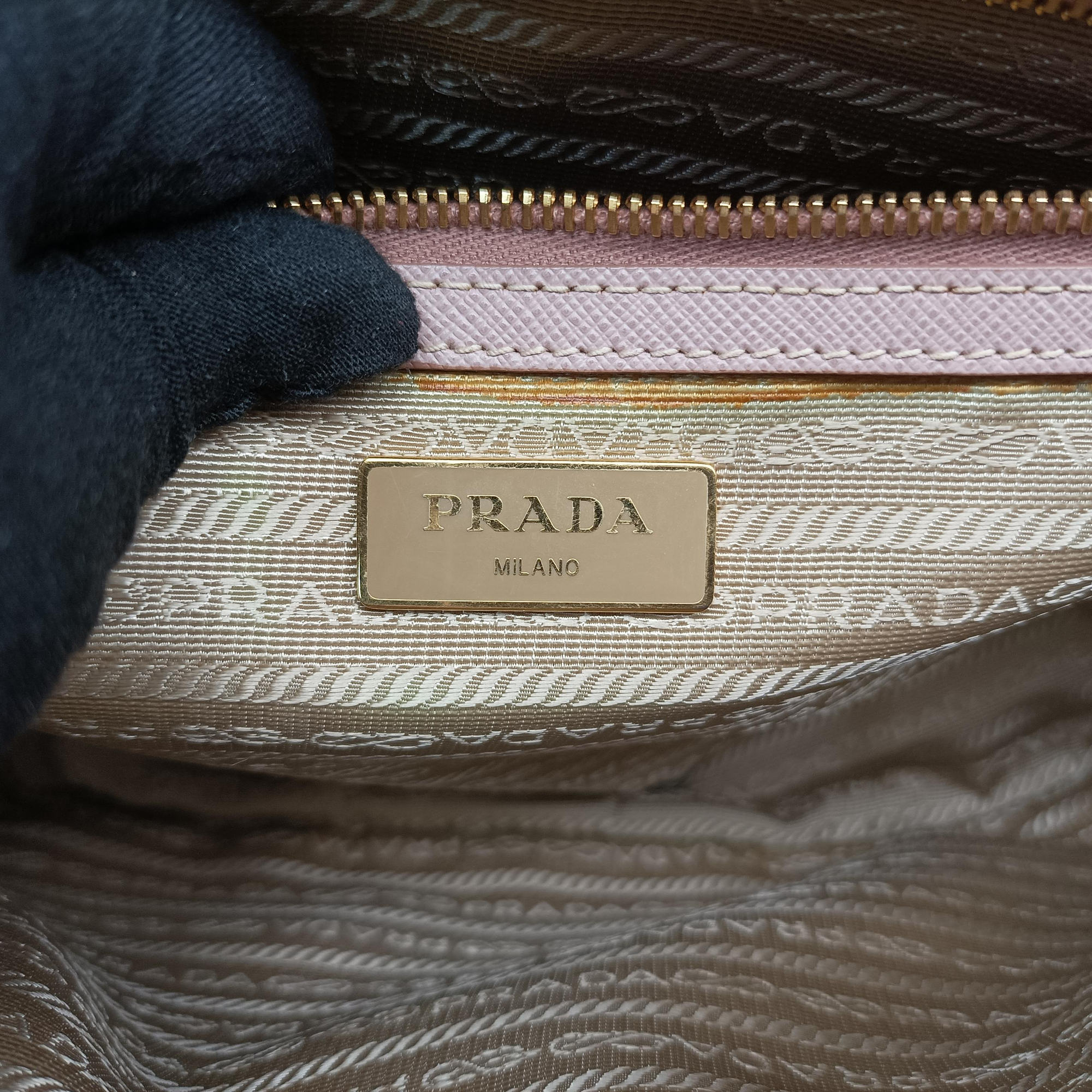 Galleria Pink SAFFIANO Leather BN1786 31/H 173ガレリア ピンク サフィアーノレザー BN1786 31/H 173