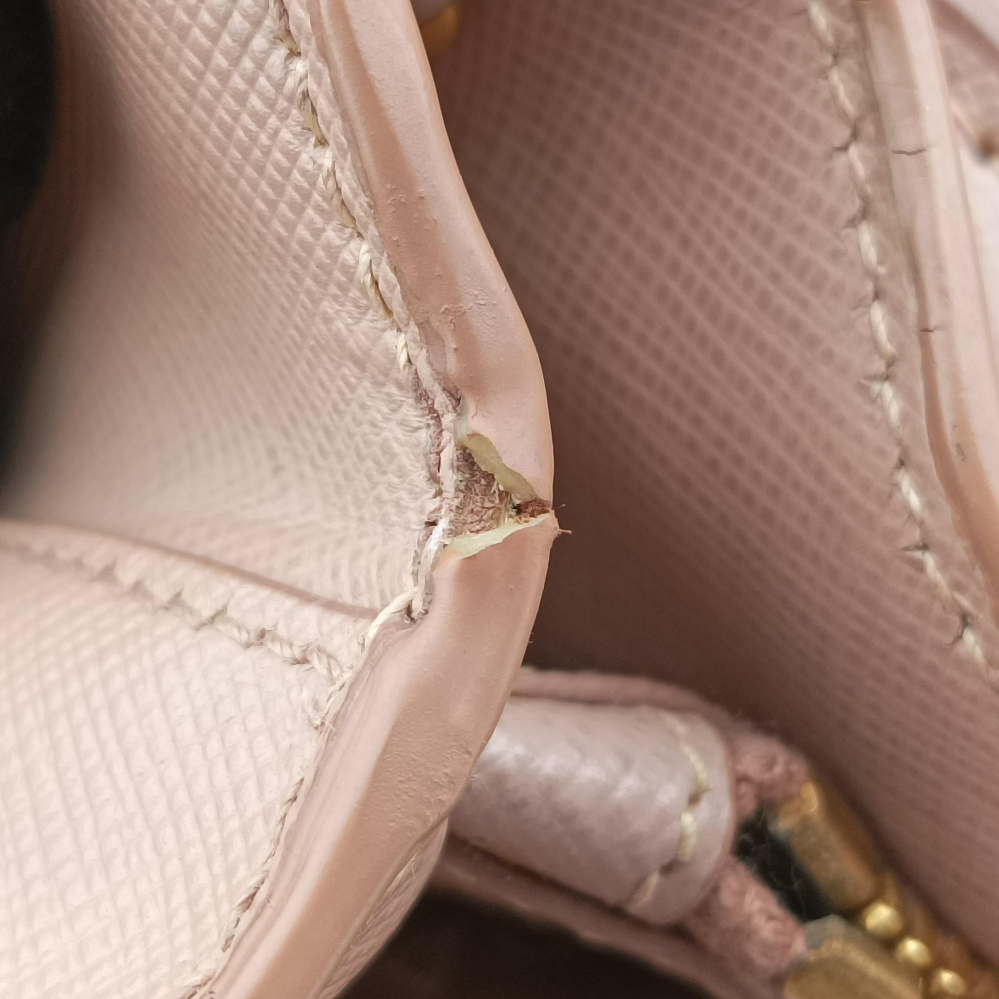 Galleria Pink SAFFIANO Leather BN1786 31/H 173ガレリア ピンク サフィアーノレザー BN1786 31/H 173