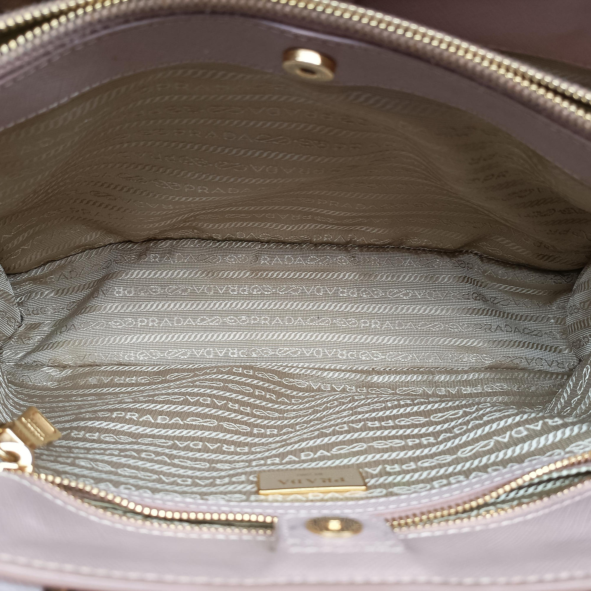 Galleria Pink SAFFIANO Leather BN1786 31/H 173ガレリア ピンク サフィアーノレザー BN1786 31/H 173