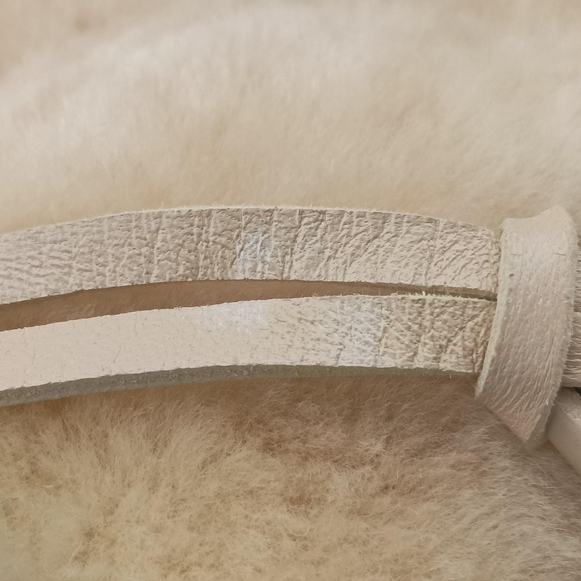 PAPIER A6 Beige Mouton 410288.2780.Y.002123ペーパーA6 ベージュ ムートン 410288.2780.Y.002123