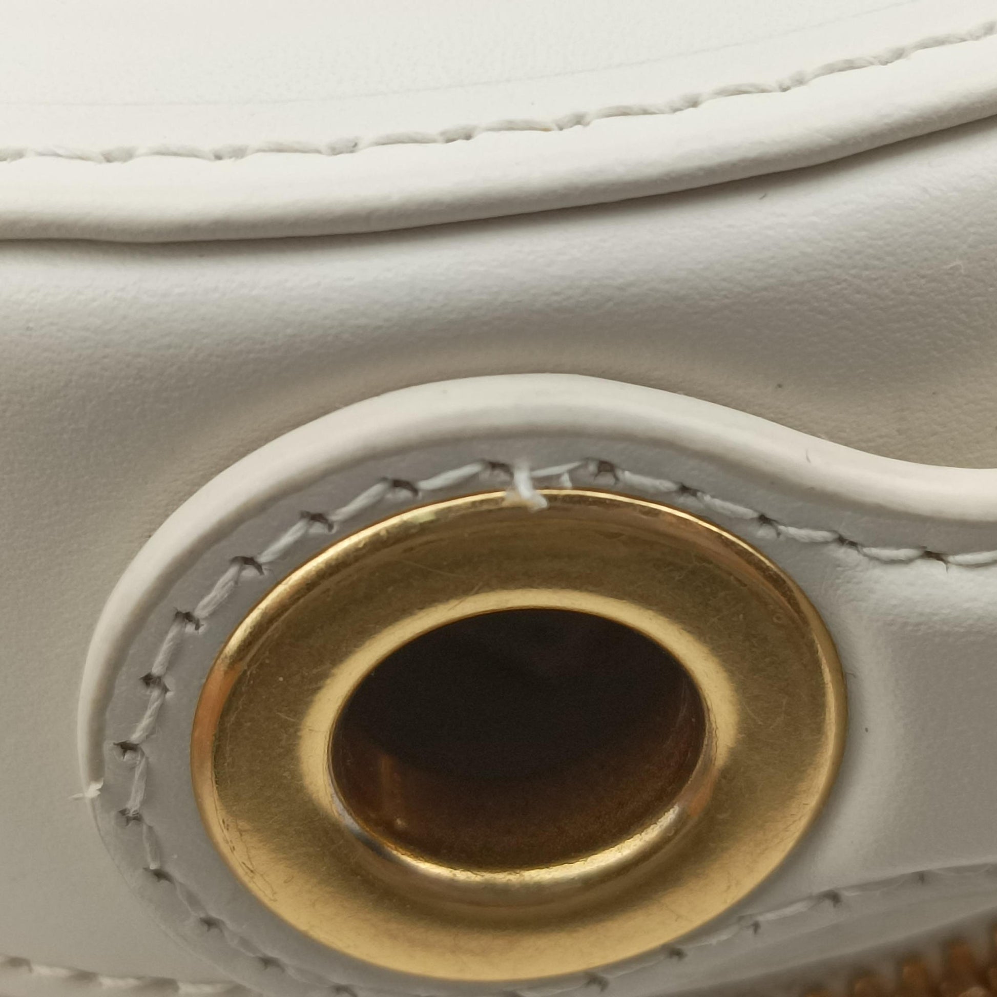 Oval Camera Bag White Leather 43-MA-0253オーバル カメラバッグ ホワイト レザー 43-MA-0253
