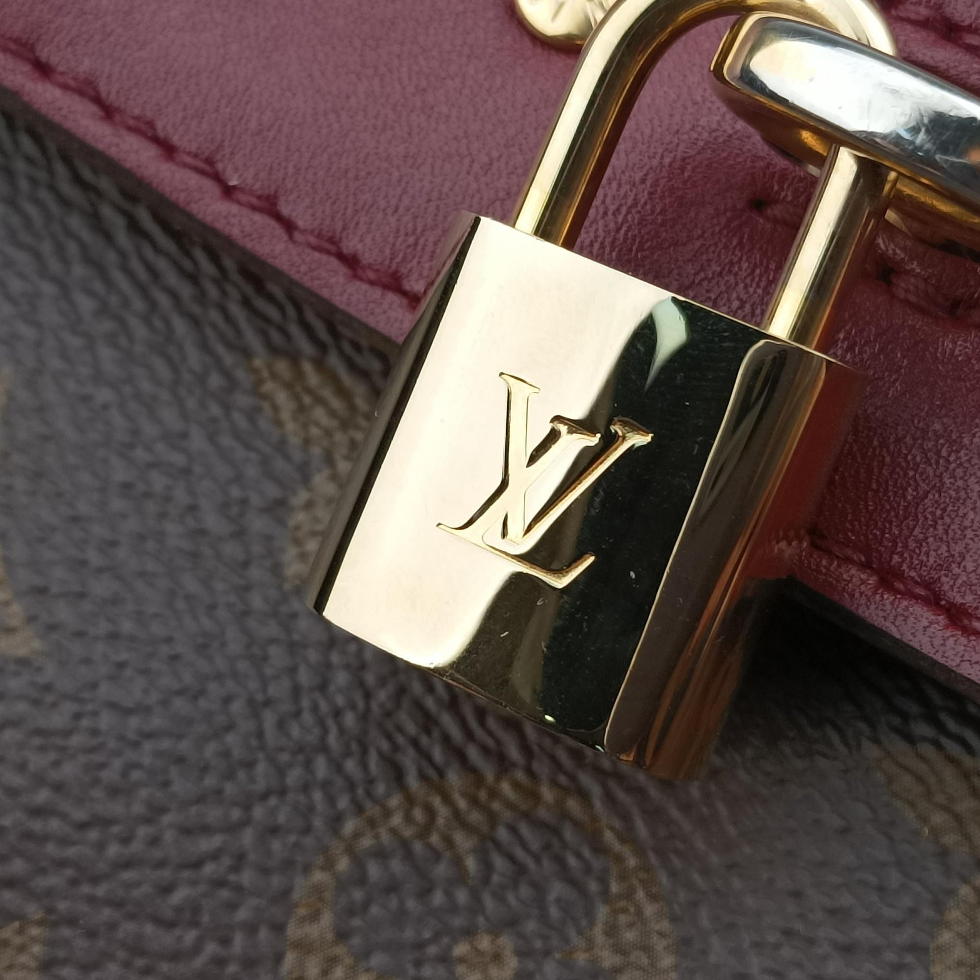 Venus brown×RAISIN Monogram Canvas×calf leather M42413 SR0127ヴィーナス モノグラム/ブラウン×レザン モノグラムキャンバス×カーフレザー M42413 SR0127