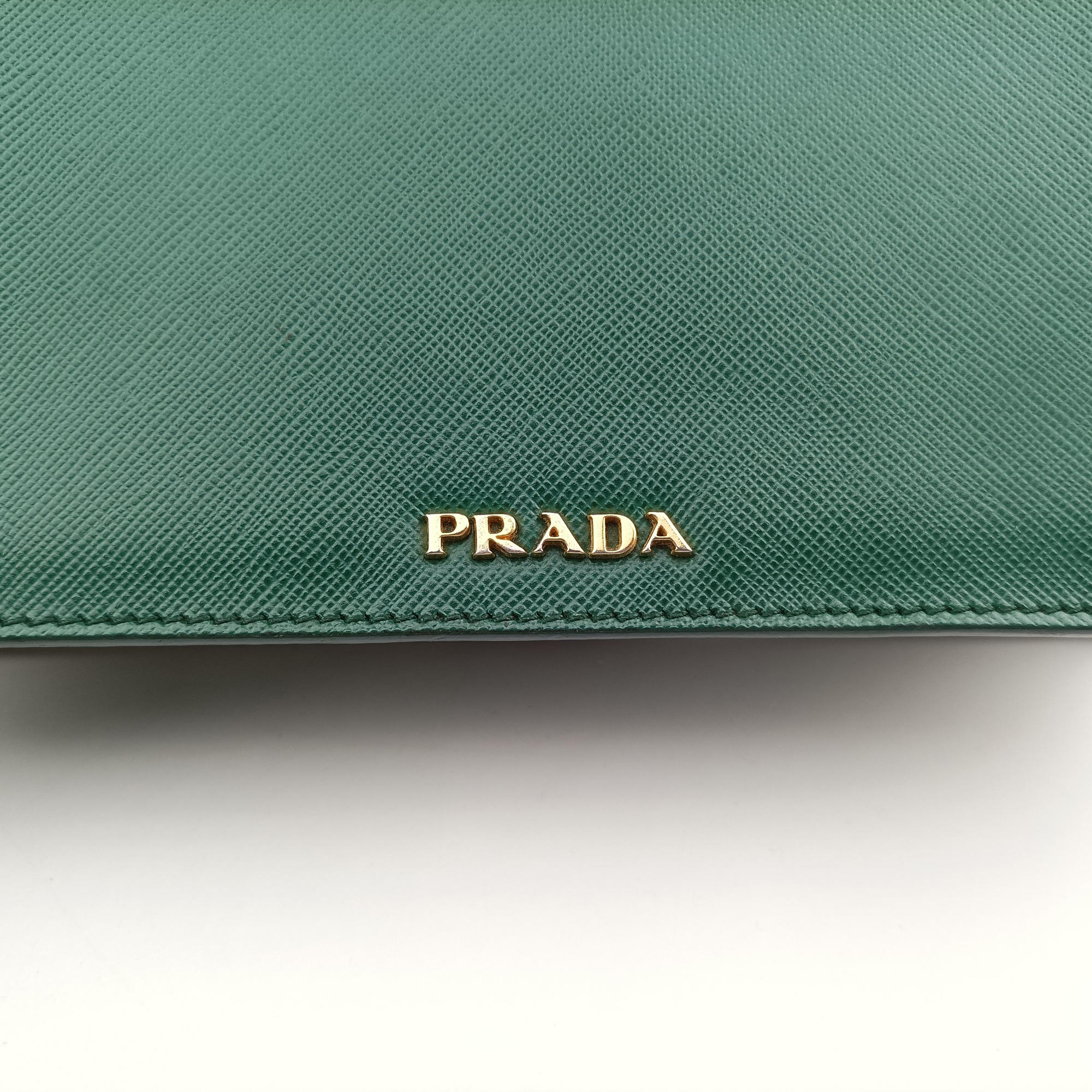 Corole Chain Green Saffiano Leather 25コロール チェーン グリーン サフィアーノレザー 25