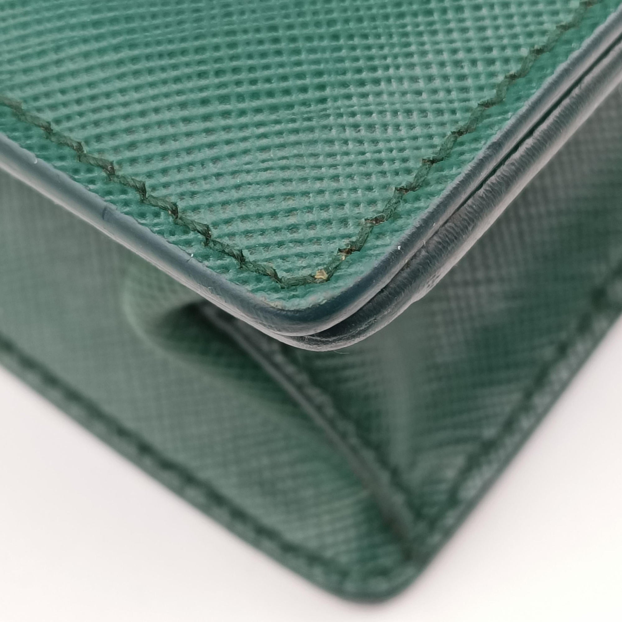 Corole Chain Green Saffiano Leather 25コロール チェーン グリーン サフィアーノレザー 25