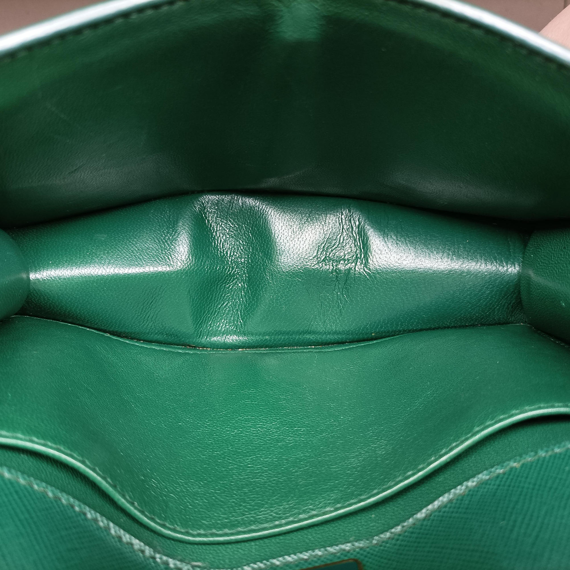 Corole Chain Green Saffiano Leather 25コロール チェーン グリーン サフィアーノレザー 25