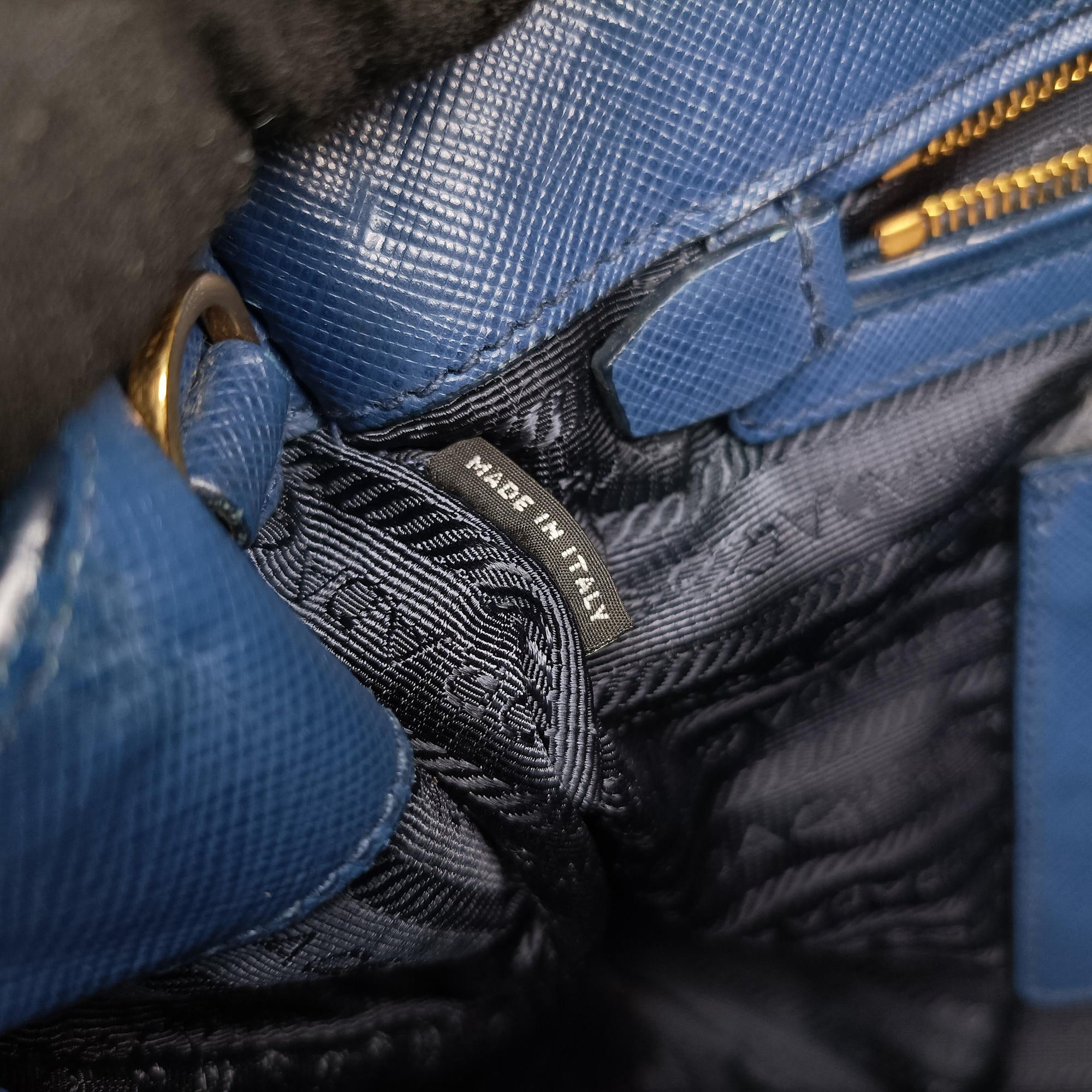 Galleria Blue SAFFIANO Leather BN1786 25ガレリア ブルー サフィアーノレザー BN1786 25