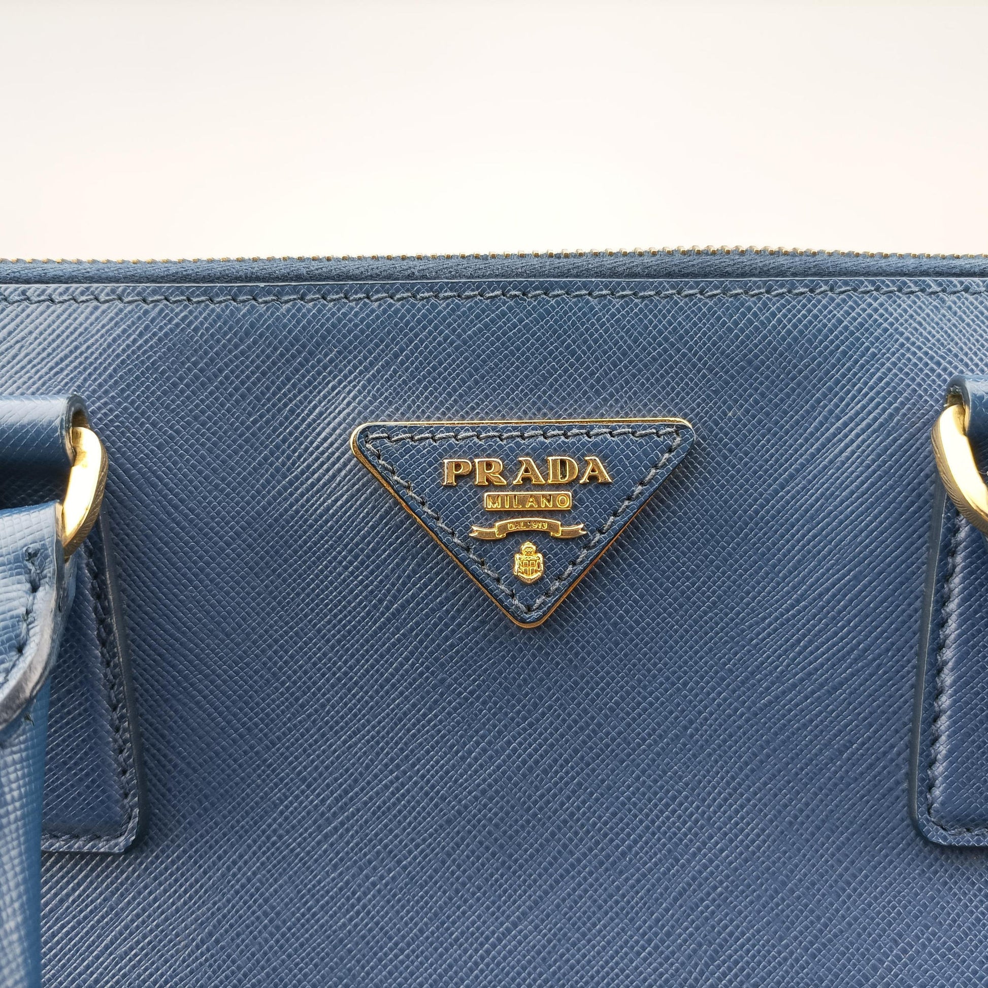 Galleria Blue SAFFIANO Leather BN1786 25ガレリア ブルー サフィアーノレザー BN1786 25