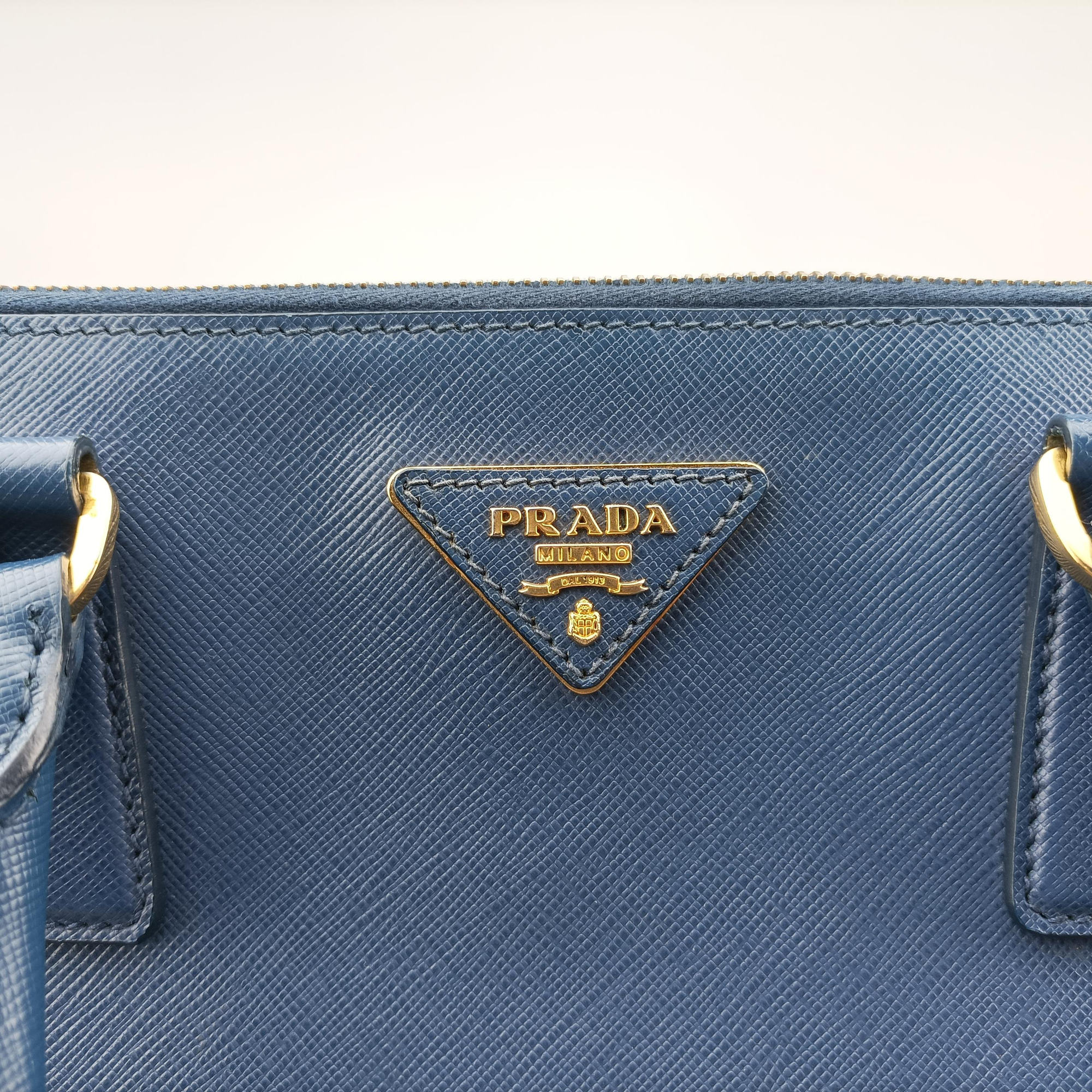 Galleria Blue SAFFIANO Leather BN1786 25ガレリア ブルー サフィアーノレザー BN1786 25