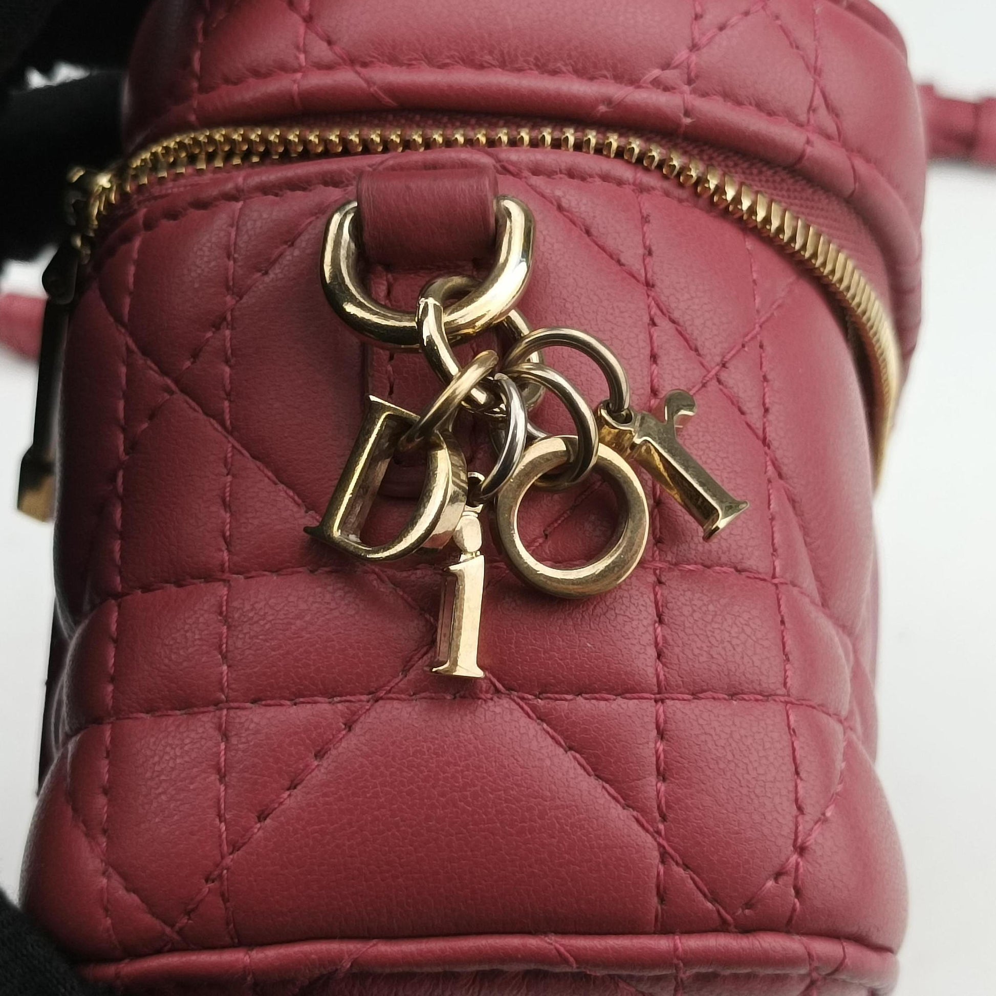 Lady Dior micro vanity RedPink lambskin 23-BO-0211レディディオール マイクロ ヴァニティ レッドピンク ラムスキン 23-BO-0211
