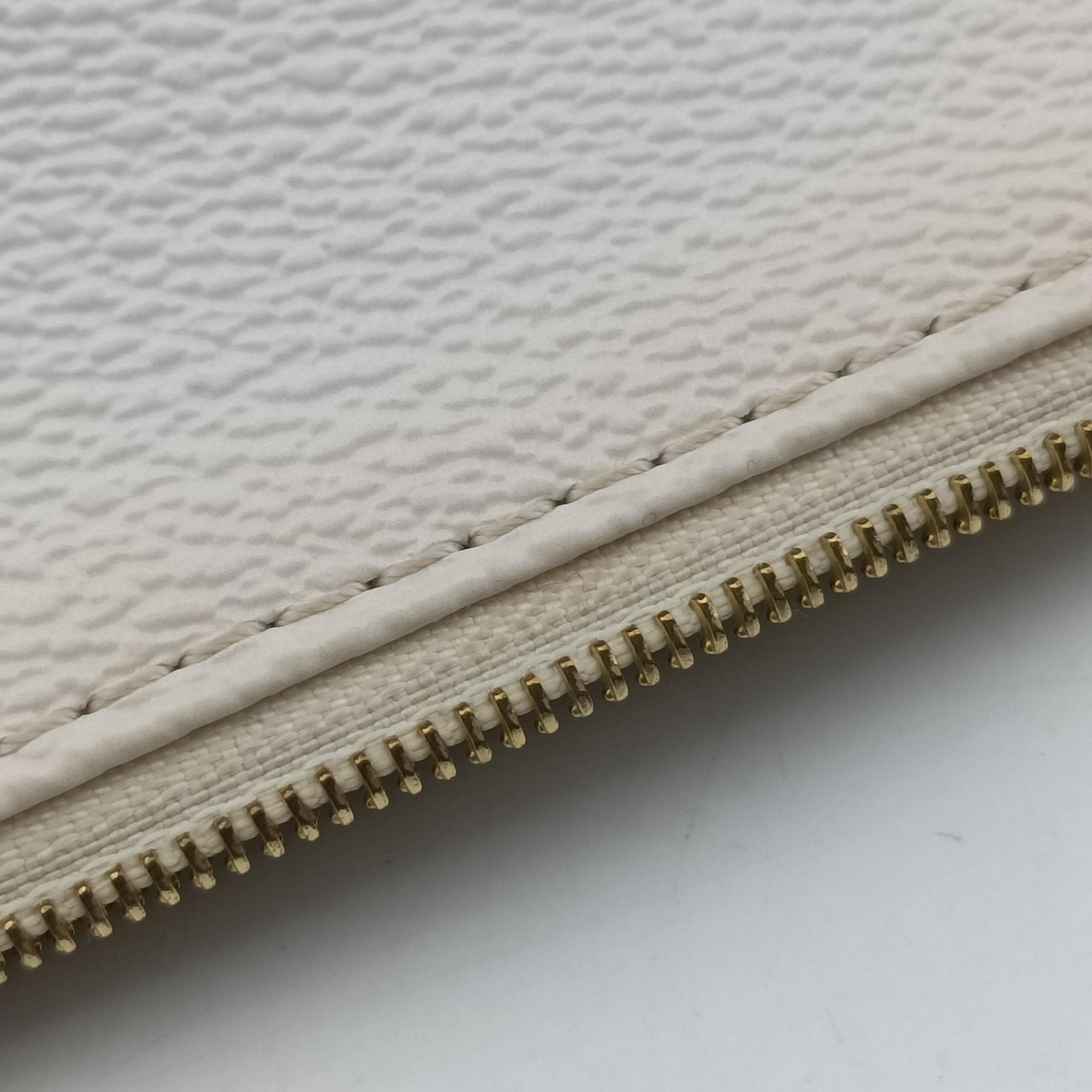 MULTI POCHETTE ACCESSOIRES Blue Gradient Monogram Giant M57633 SP0291ミュルティ ポシェット アクセソワール ブルーグラデーション モノグラム ジャイアント M57633 SP0291