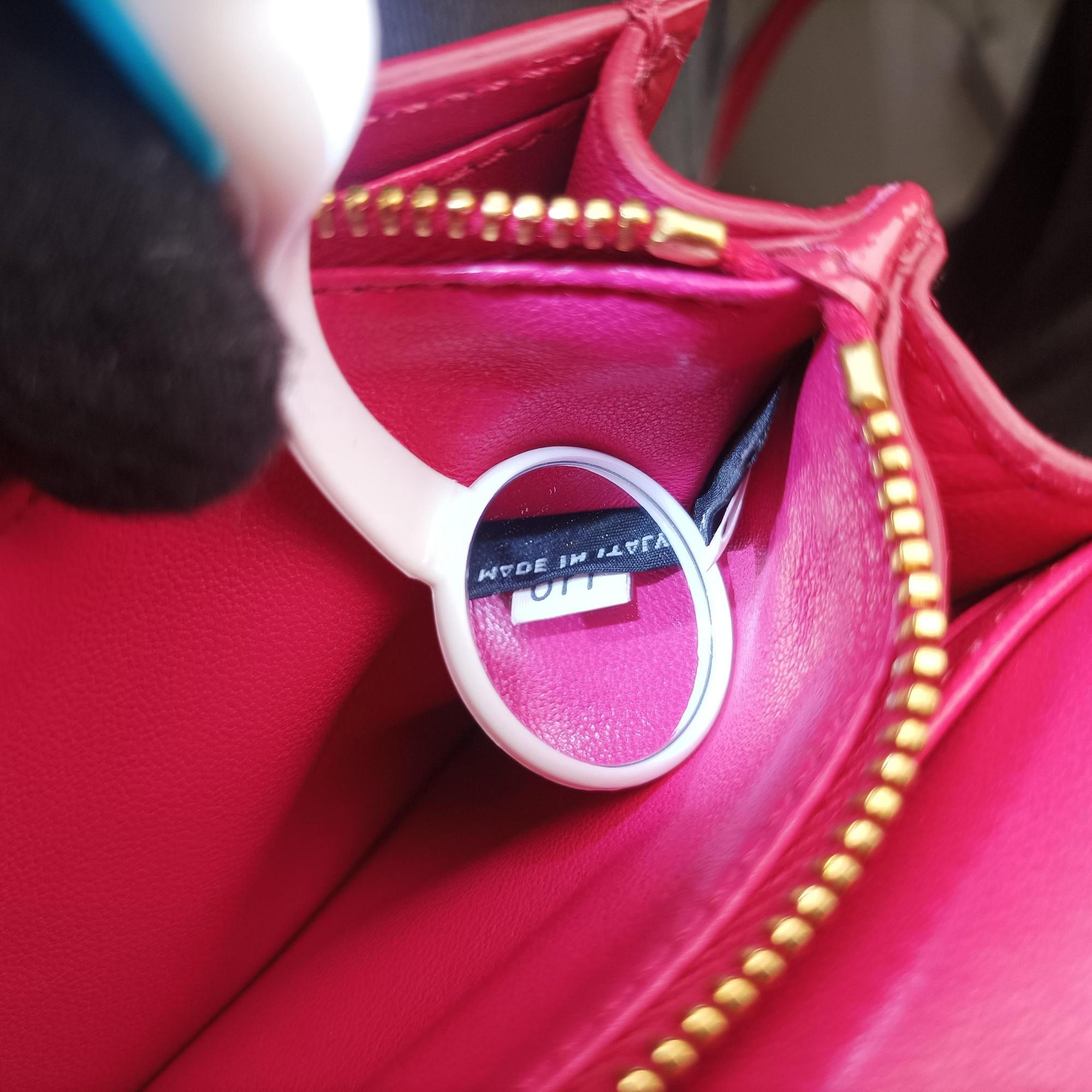 Sling Bandoliera Red Patent SAFFIANO Leather　 110スリング バンドリエラ レッド パテント サフィアーノレザー 110