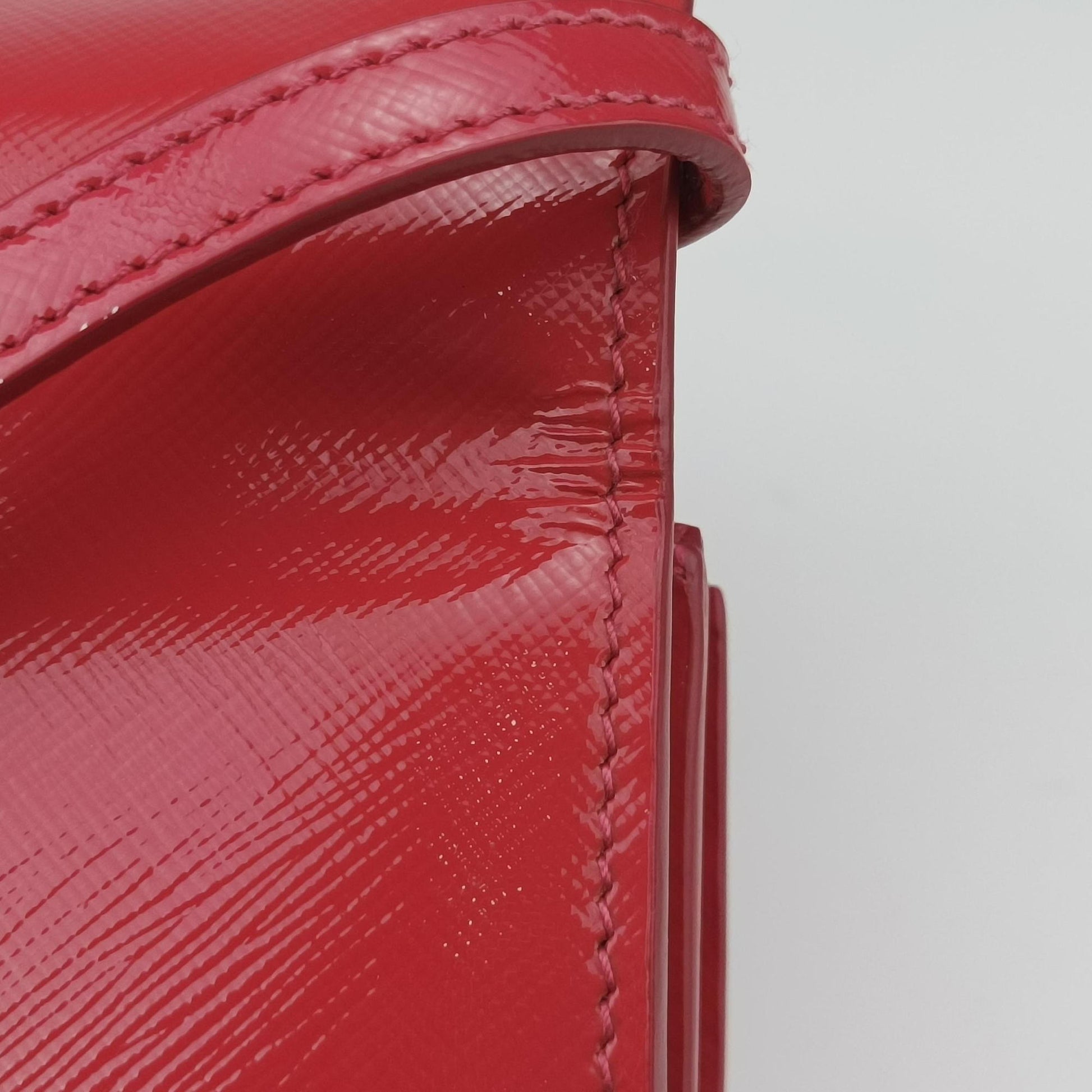 Sling Bandoliera Red Patent SAFFIANO Leather　 110スリング バンドリエラ レッド パテント サフィアーノレザー 110