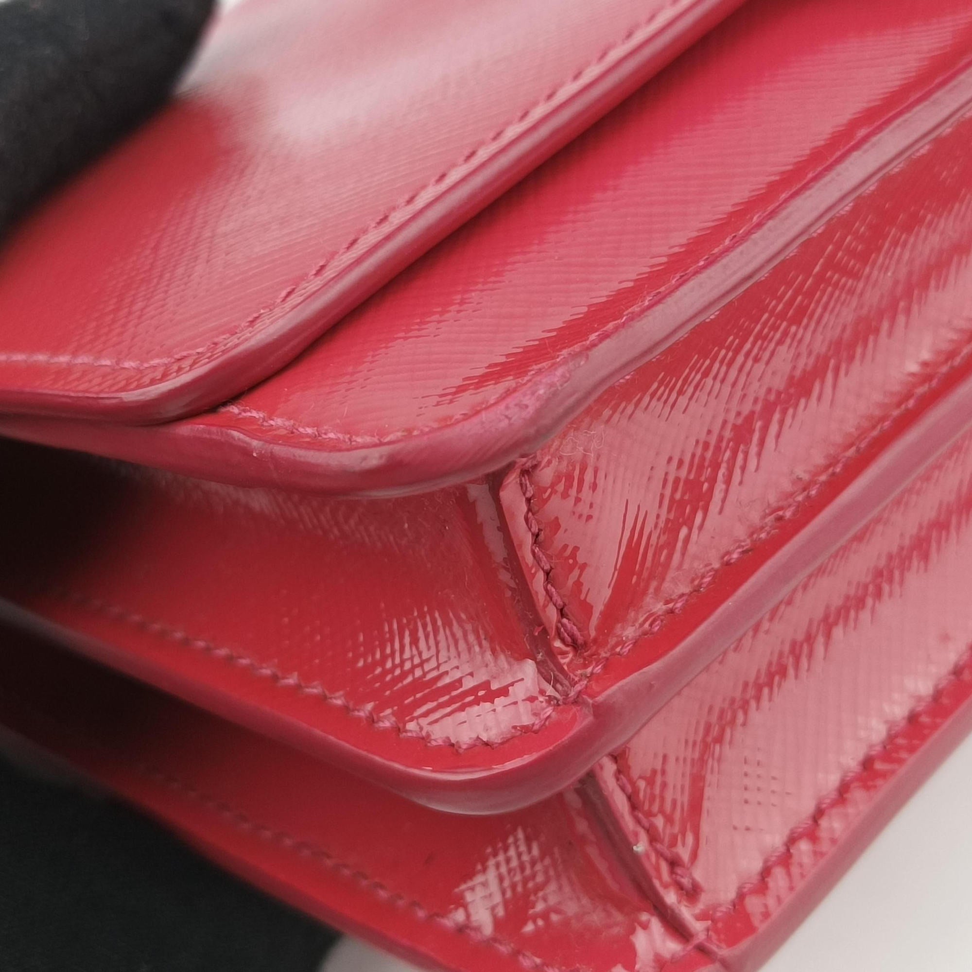 Sling Bandoliera Red Patent SAFFIANO Leather　 110スリング バンドリエラ レッド パテント サフィアーノレザー 110