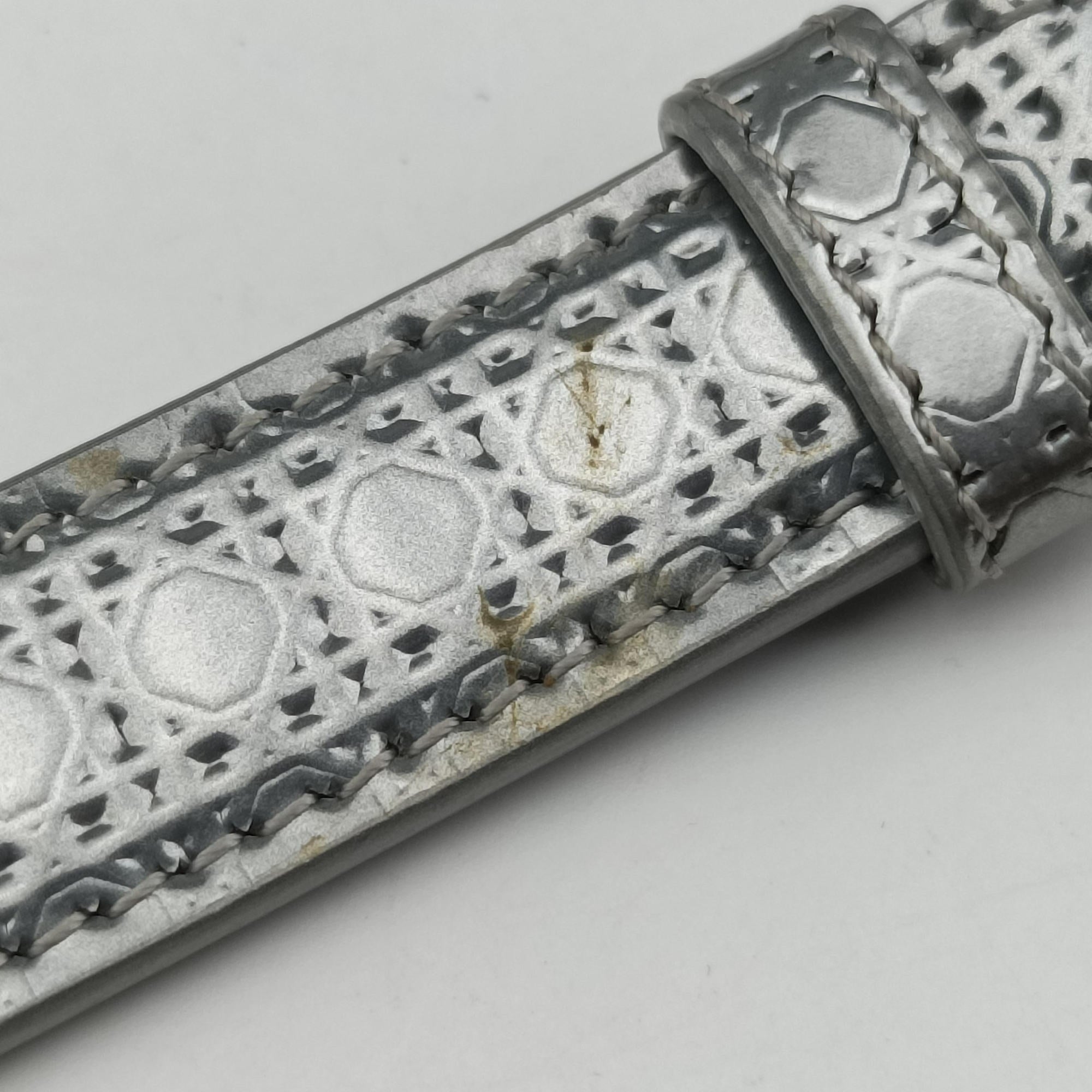 Diorama Silver Leather 01-BO-0197ディオラマ シルバー レザー 01-BO-0197