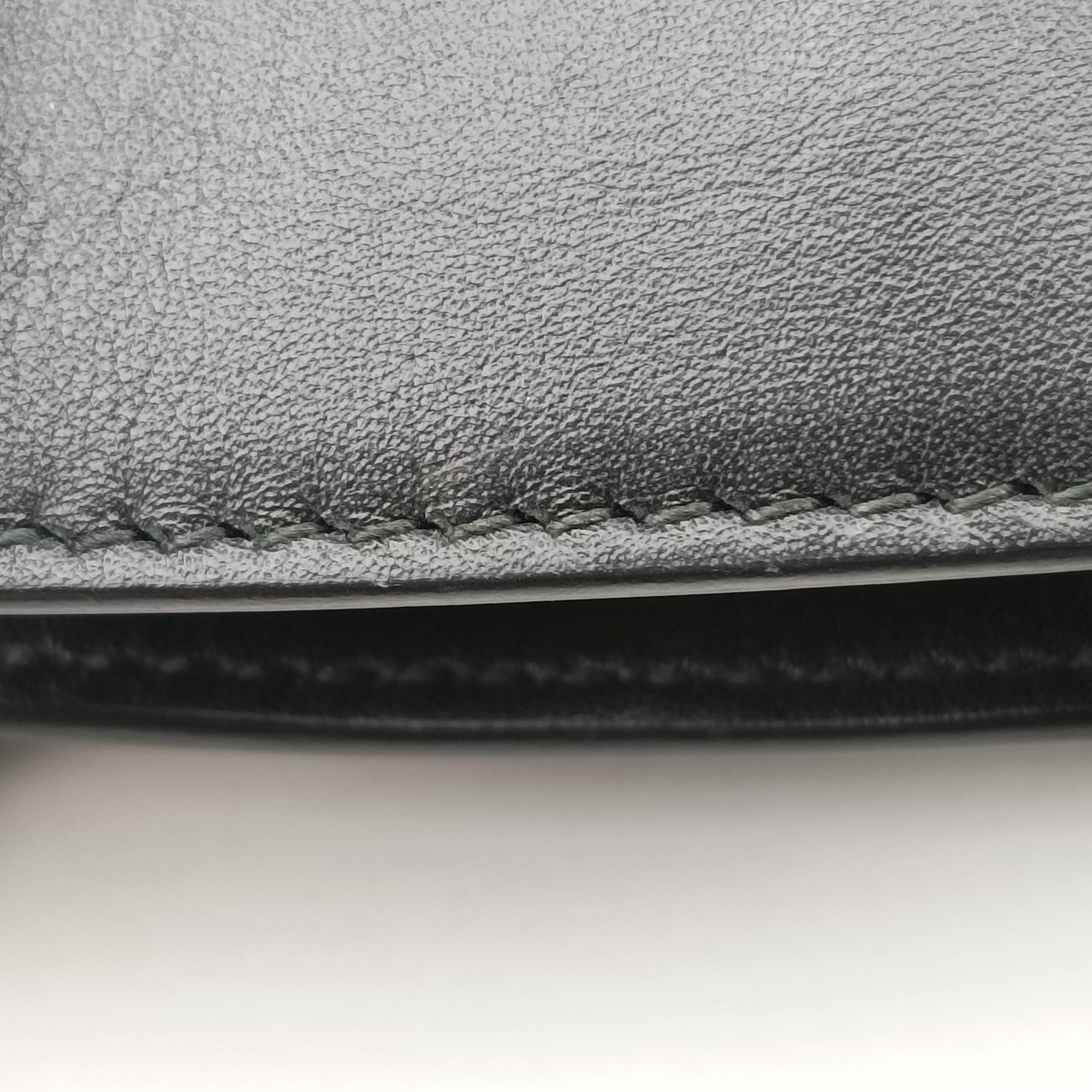 Studio Black Leather FE-21 H672スタジオ ブラック レザー FE-21 H672