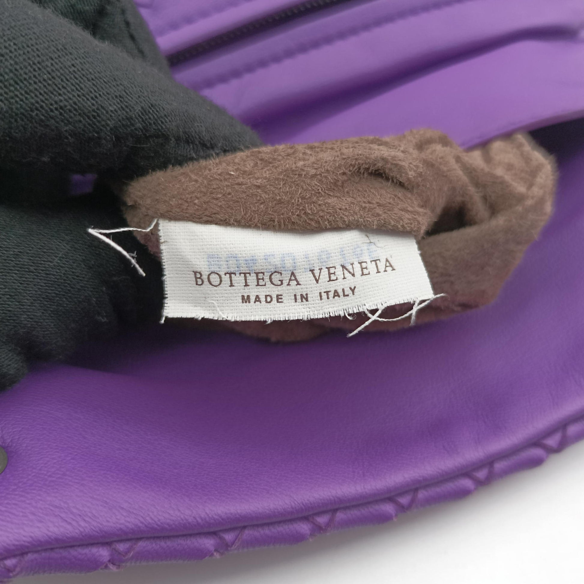 Intrecciato Purple lambskin B04207676Eイントレチャート パープル ラムスキン B04207676E