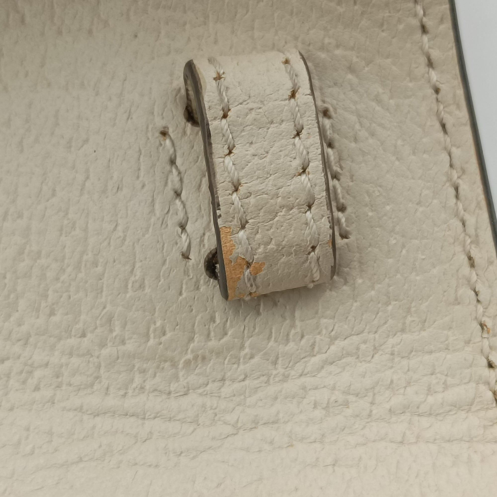 Sylvie White Leather 470270 F029390957シルヴィ ホワイト レザー 470270 F029390957