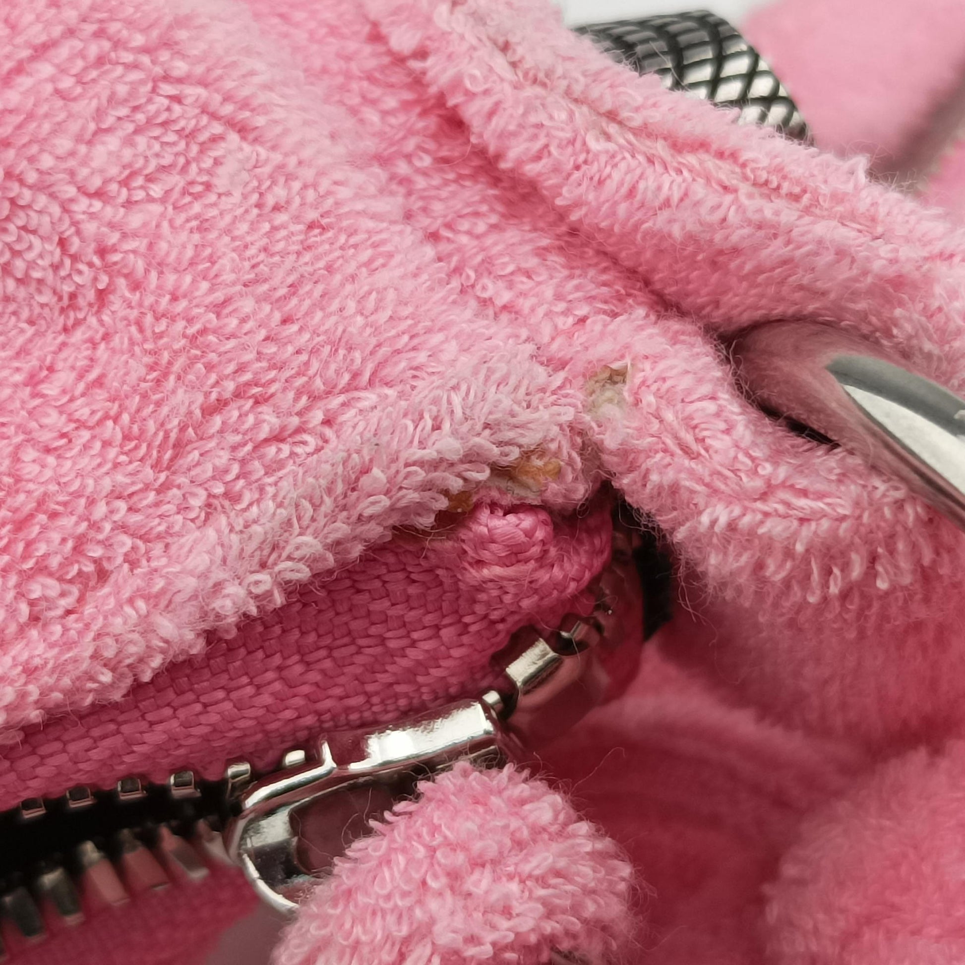 Le Cagole mini Pink Pile Fabric 671309.5812.O.493075ル カゴール ミニ ピンク パイルファブリック 671309.5812.O.493075
