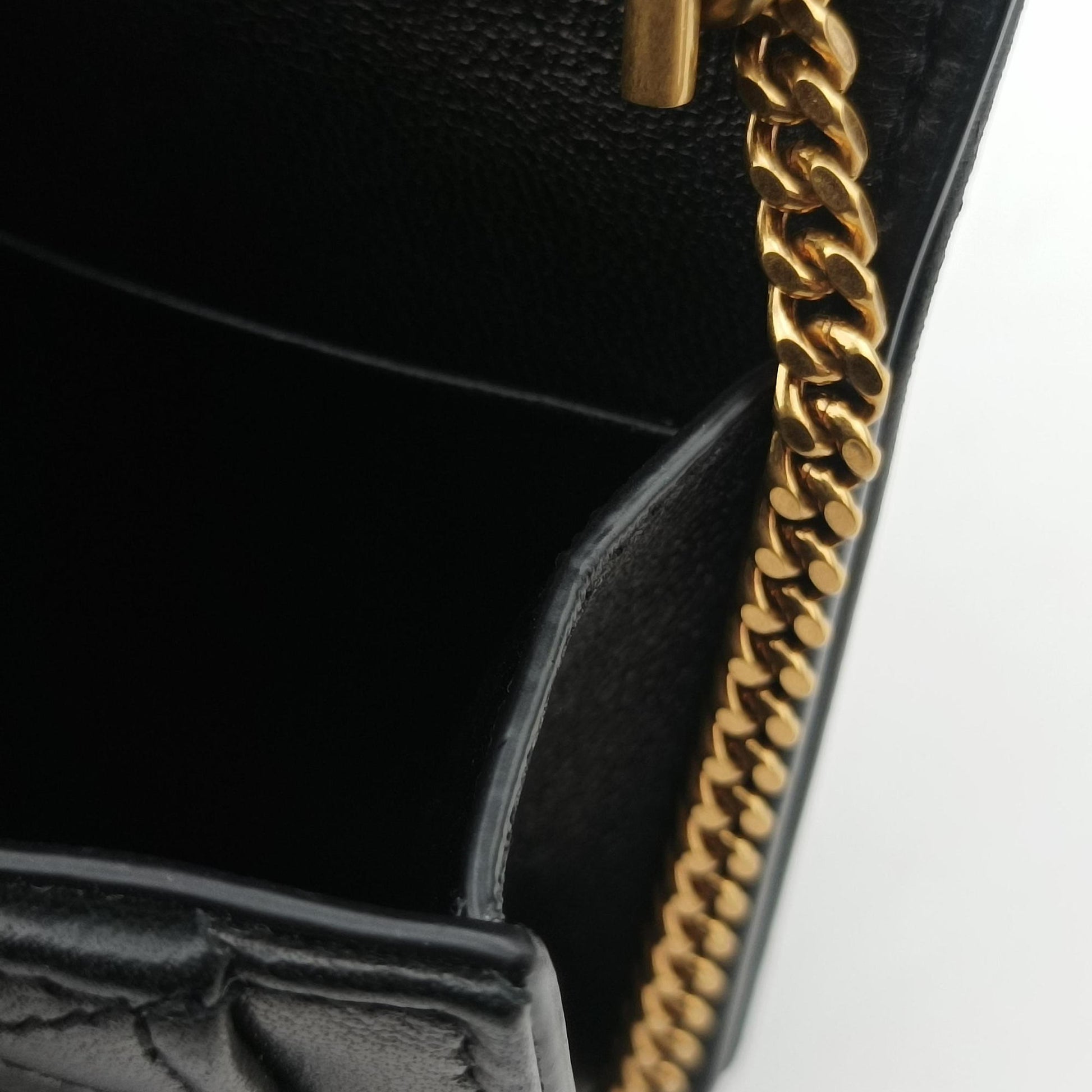 Gaby Micro Black Leather 685612 BND685612.0922ギャビー マイクロ ブラック レザー 685612 BND685612.0922
