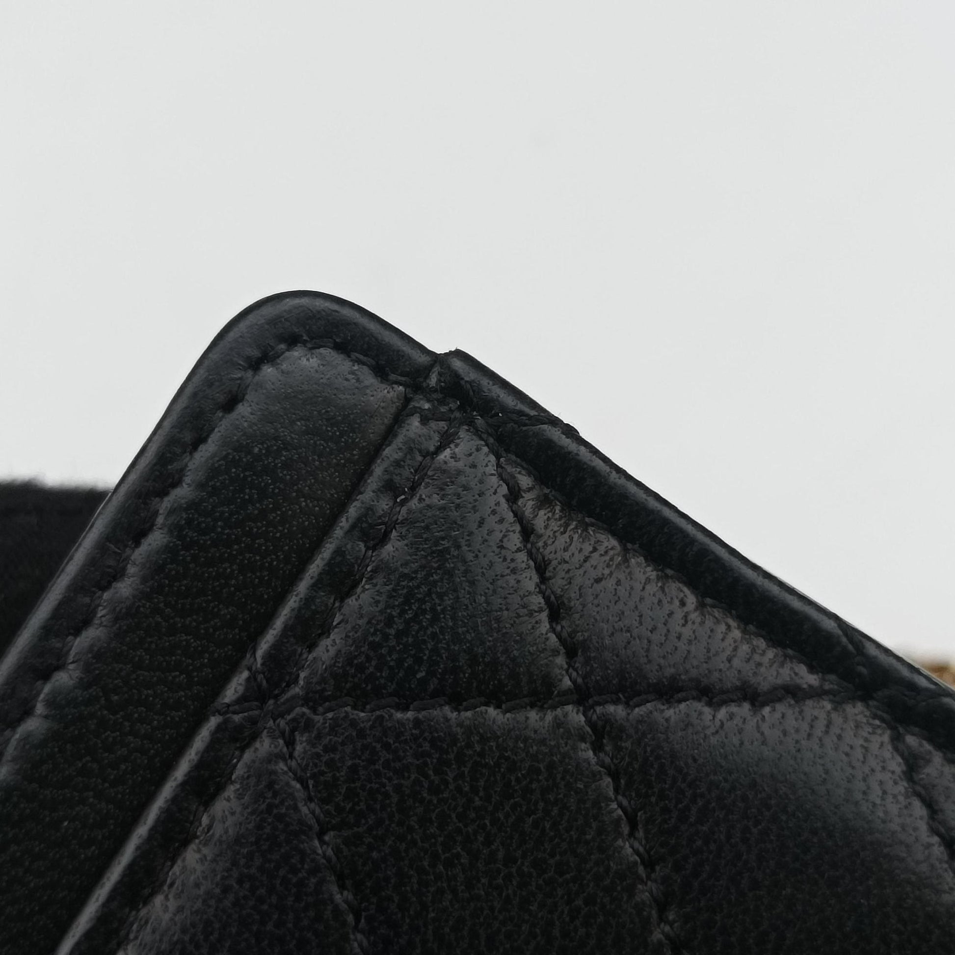 Gaby Micro Black Leather 685612 BND685612.0922ギャビー マイクロ ブラック レザー 685612 BND685612.0922