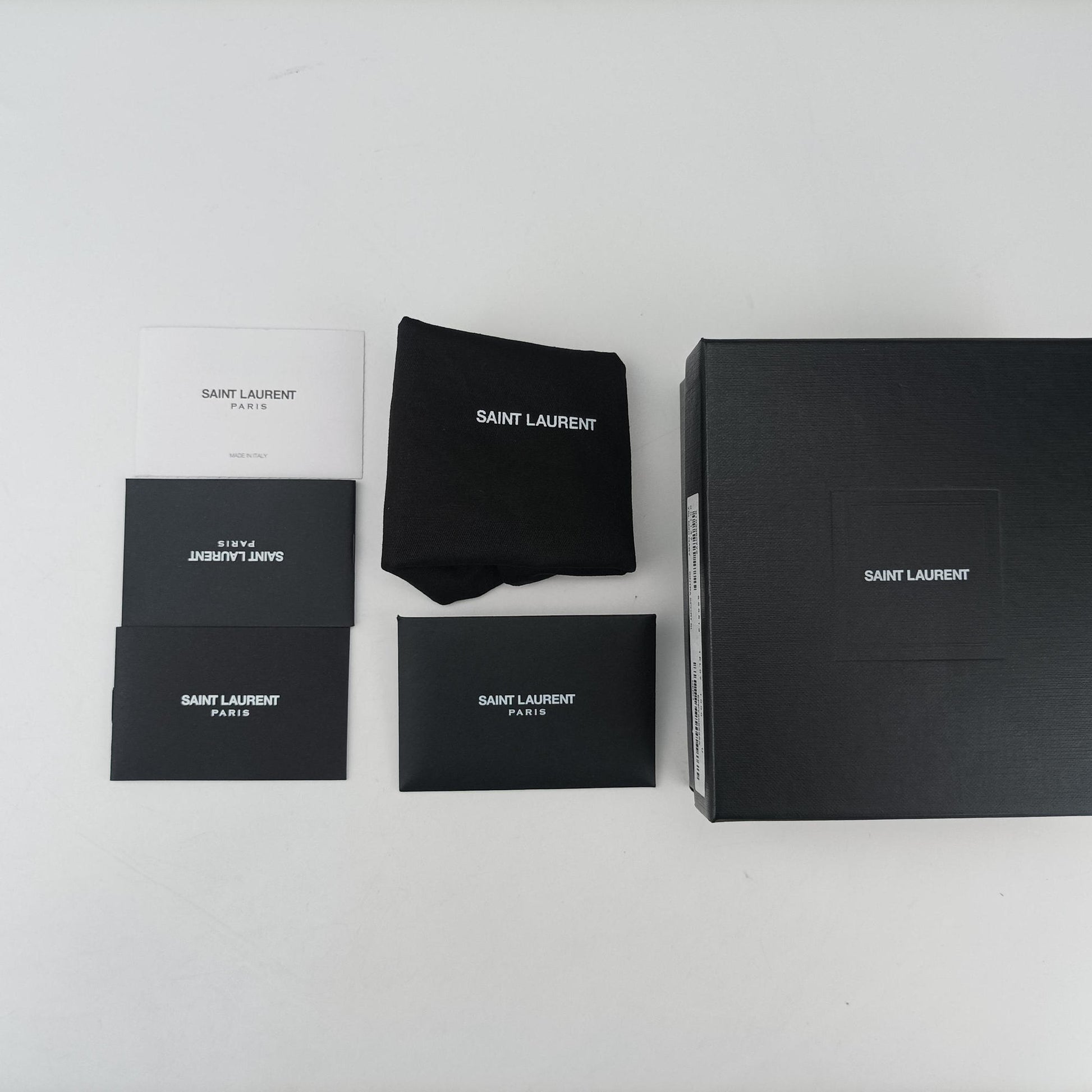 Gaby Micro Black Leather 685612 BND685612.0922ギャビー マイクロ ブラック レザー 685612 BND685612.0922