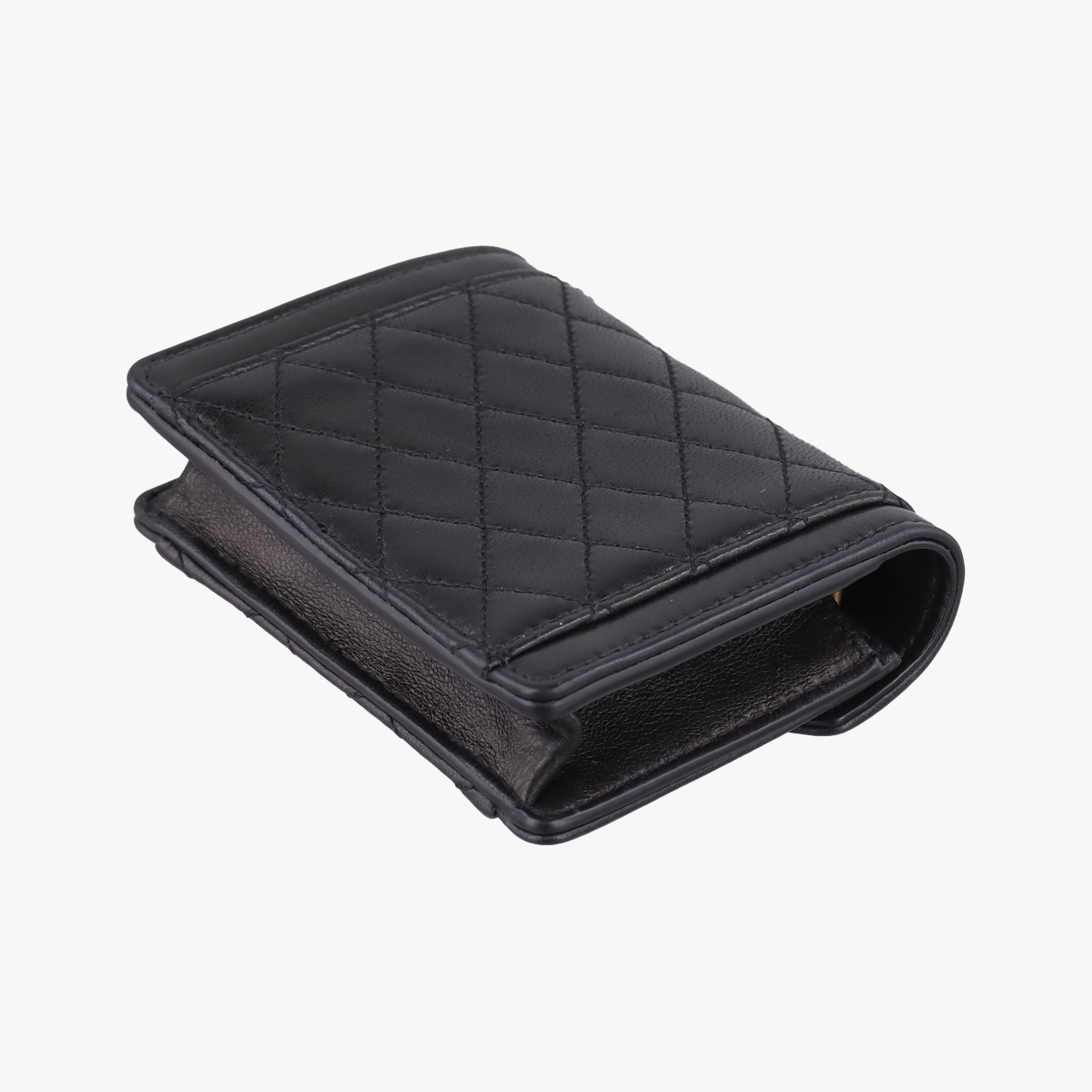 Gaby Micro Black Leather 685612 BND685612.0922ギャビー マイクロ ブラック レザー 685612 BND685612.0922