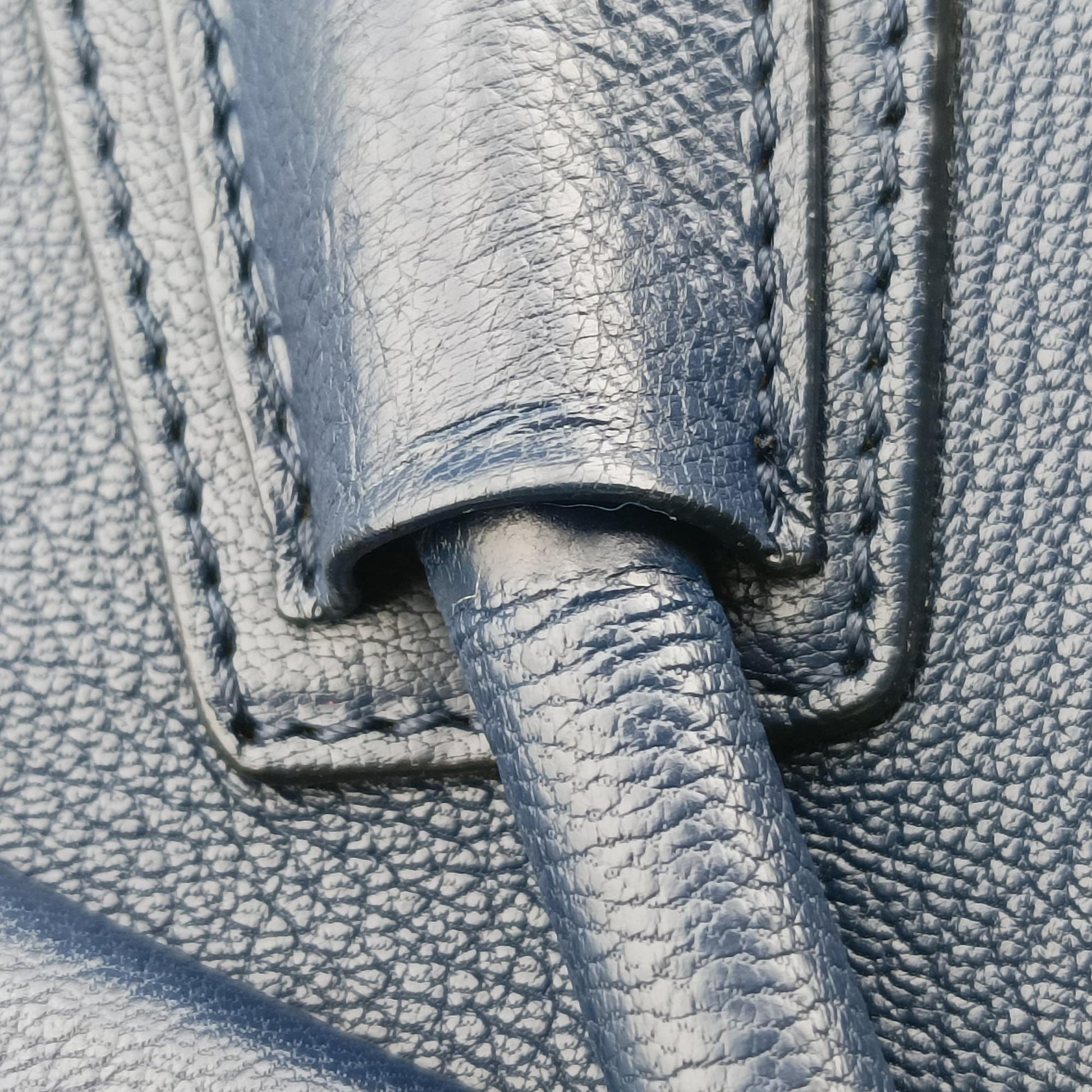Antigona Navy Leather ZE D 0155アンティゴナ ネイビー レザー ZE D 0155