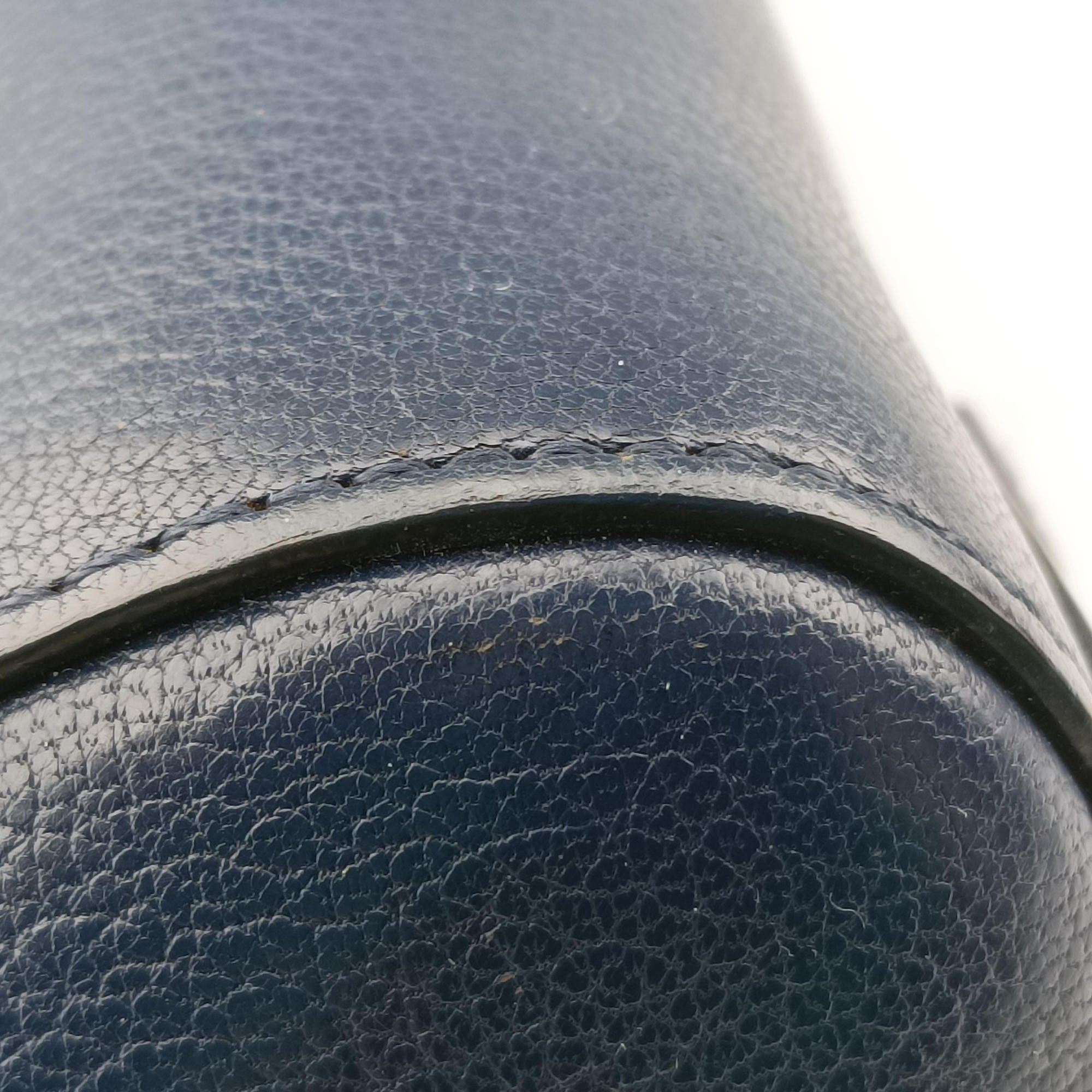 Antigona Navy Leather ZE D 0155アンティゴナ ネイビー レザー ZE D 0155