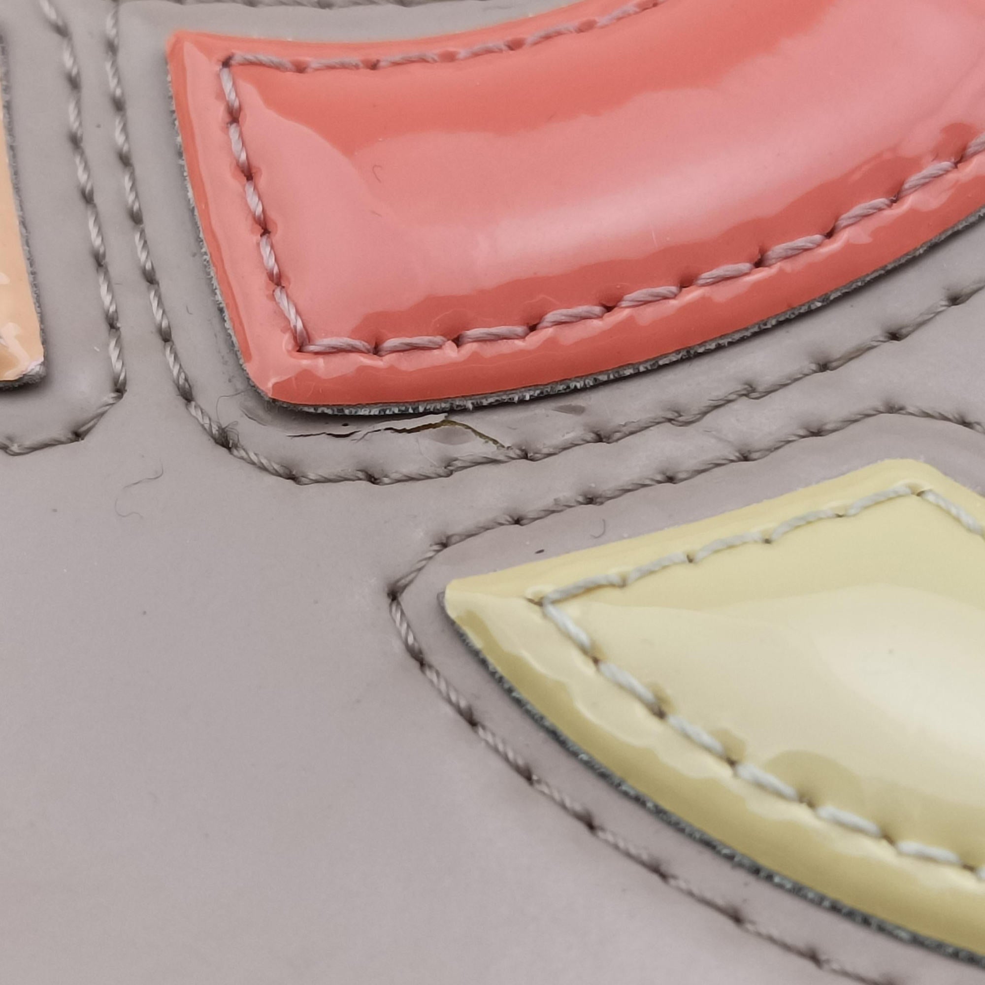 Lipstick Beige Enamel A66936 16073168リップスティック ベージュ エナメル A66936 16073168