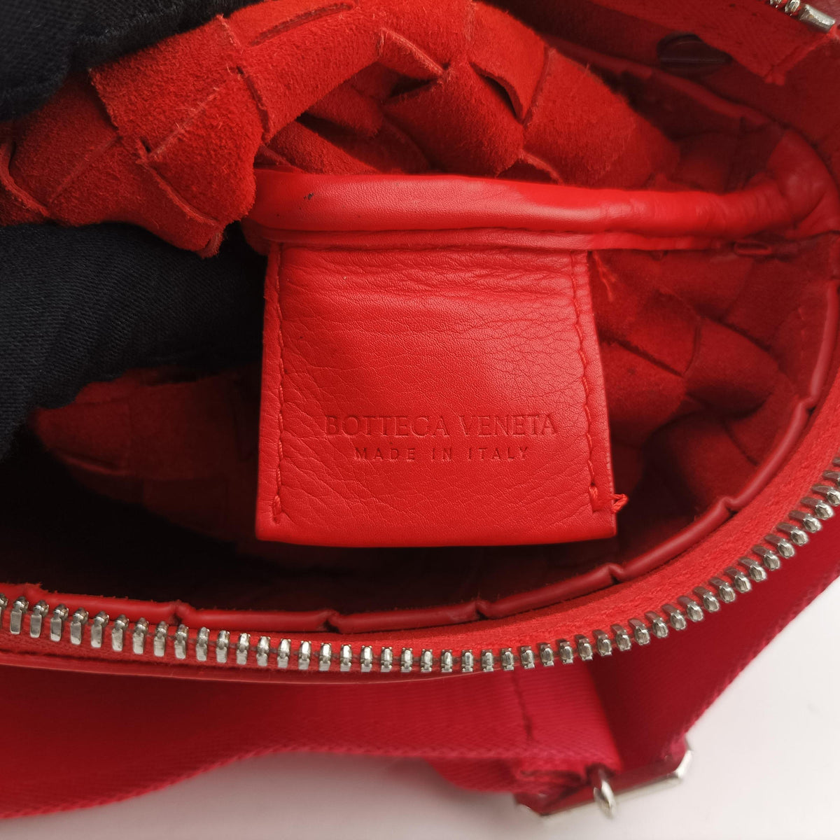 Intrecciato Red lambskin P01432486Wイントレチャート レッド ラムスキン P01432486W