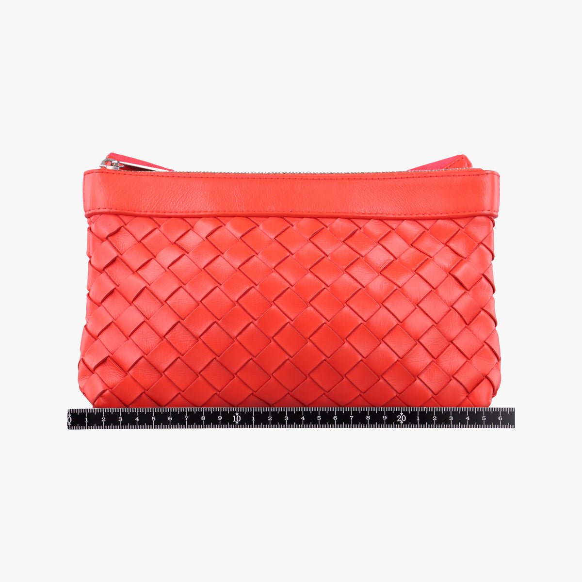Intrecciato Red lambskin P01432486Wイントレチャート レッド ラムスキン P01432486W