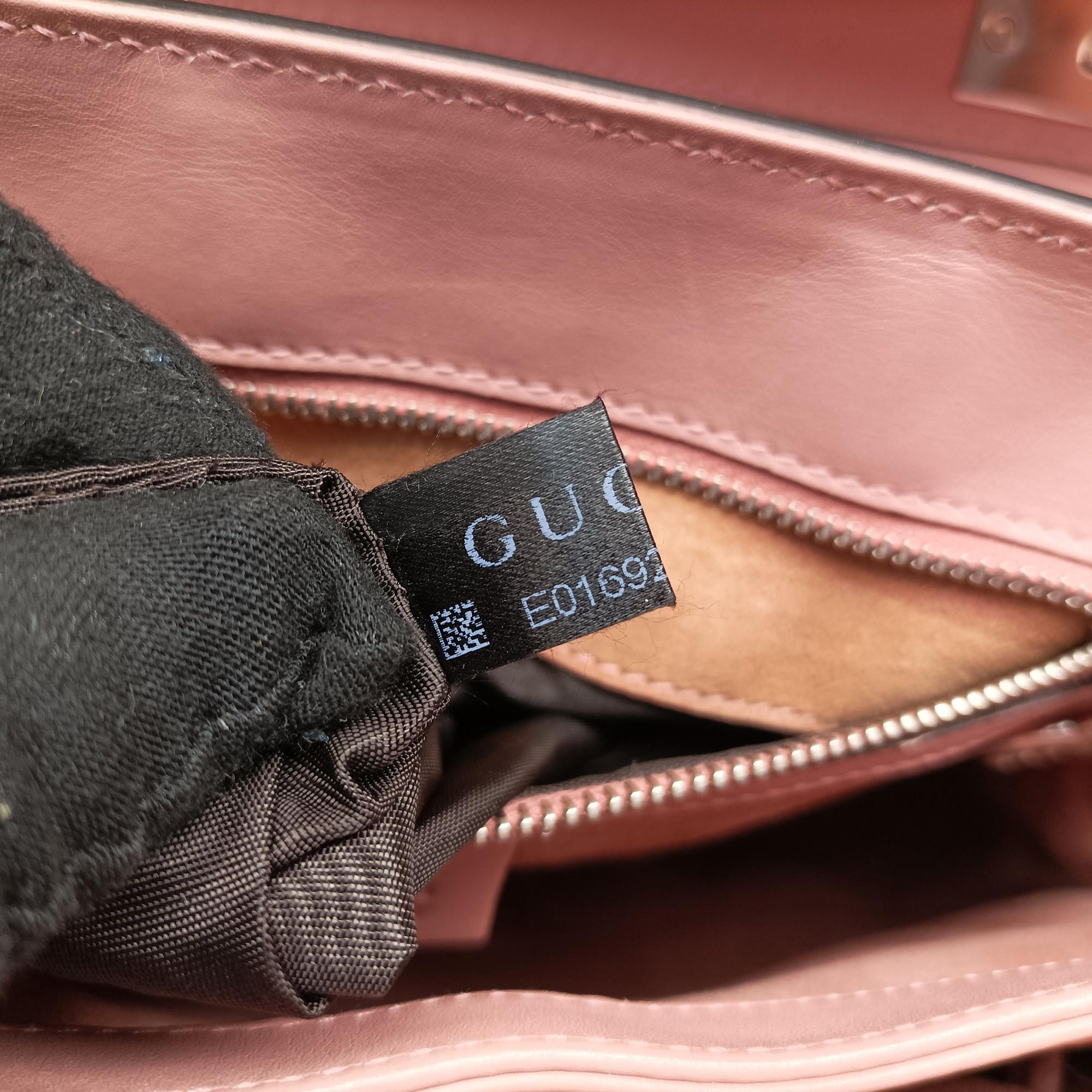 Bamboo Pink Leather 331830 E016923402バンブー ピンク レザー 331830 E016923402
