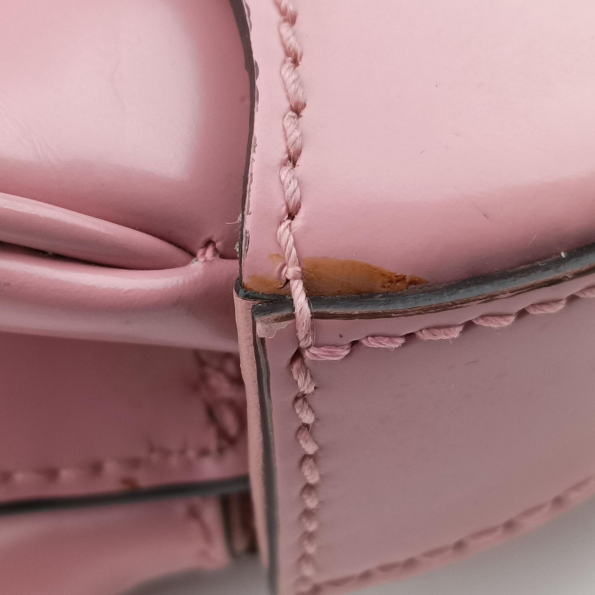 Bamboo Pink Leather 331830 E016923402バンブー ピンク レザー 331830 E016923402