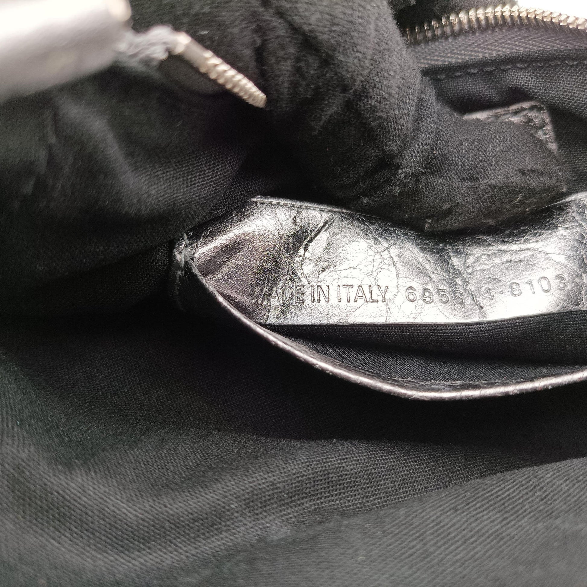 Le Cagole mini Silver lambskin 695814.8103.Q.000959ル カゴール ミニ シルバー ラムスキン 695814.8103.Q.000959