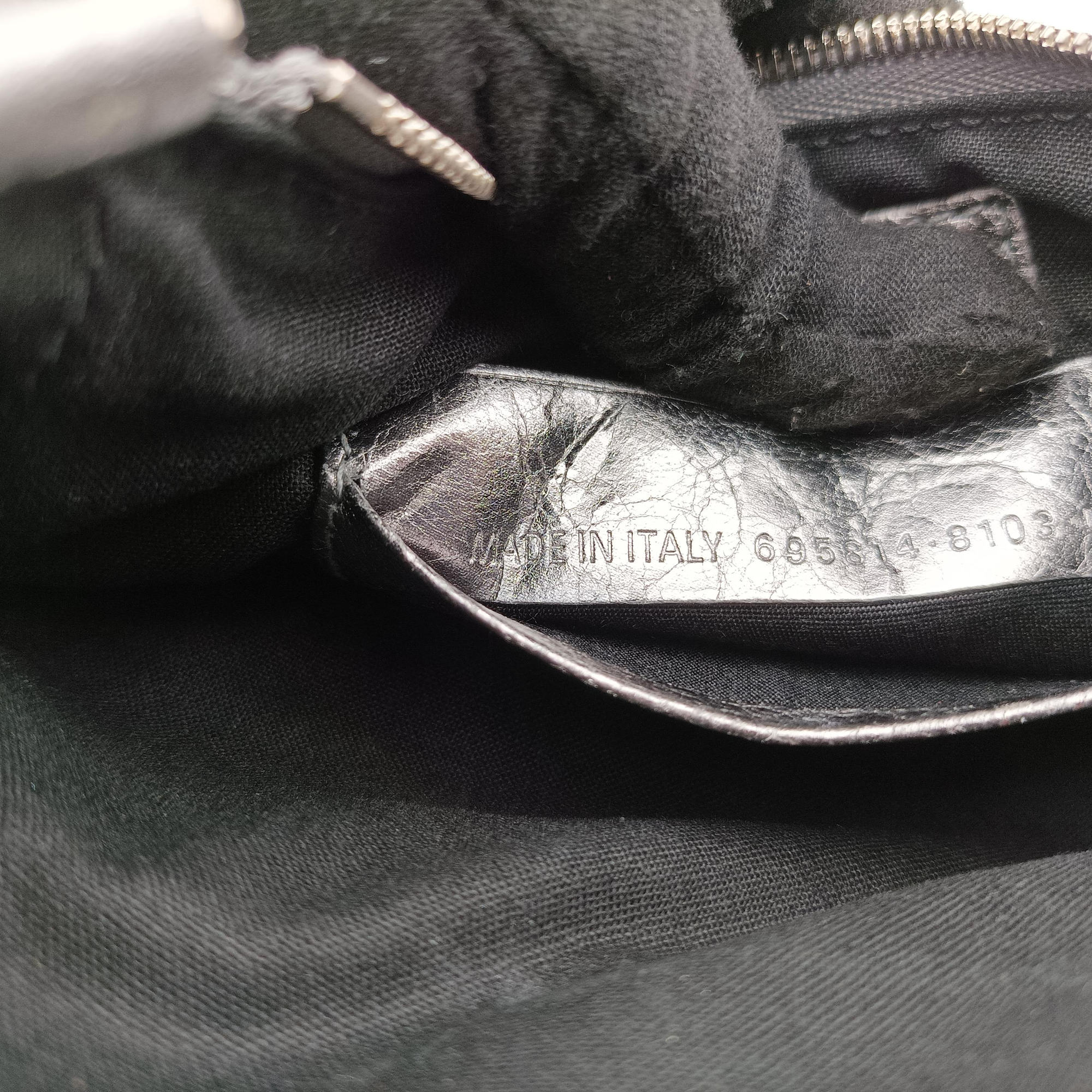 Le Cagole mini Silver lambskin 695814.8103.Q.000959ル カゴール ミニ シルバー ラムスキン 695814.8103.Q.000959