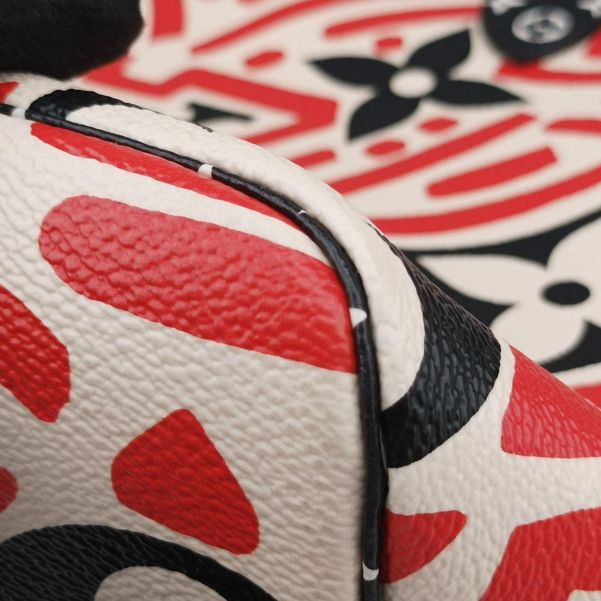 Pre-owned Louis Vuitton Neverfull MM CREME ROUGE Monogram Giant M56583 shoulderbag | stylenewstar