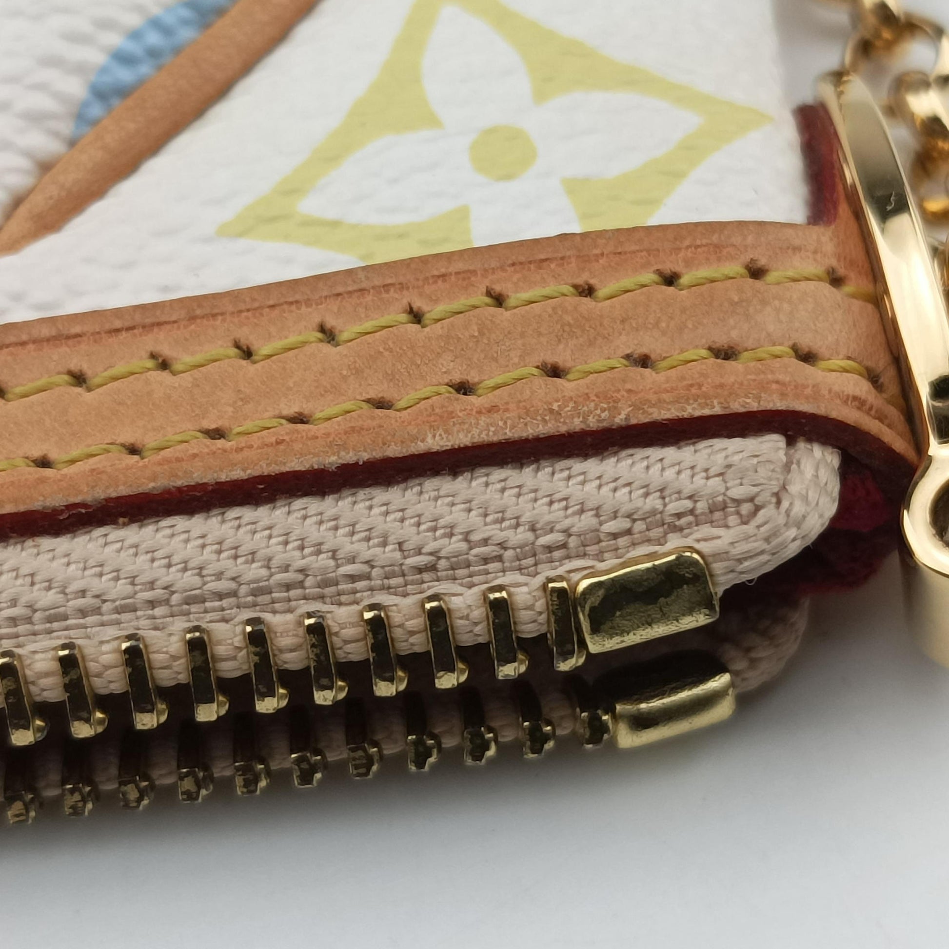 Pochette Mira MM Pouch white Monogram Multicolor M60096 AA2120ポシェット ミラMM ブロン モノグラム マルチカラー M60096 AA2120