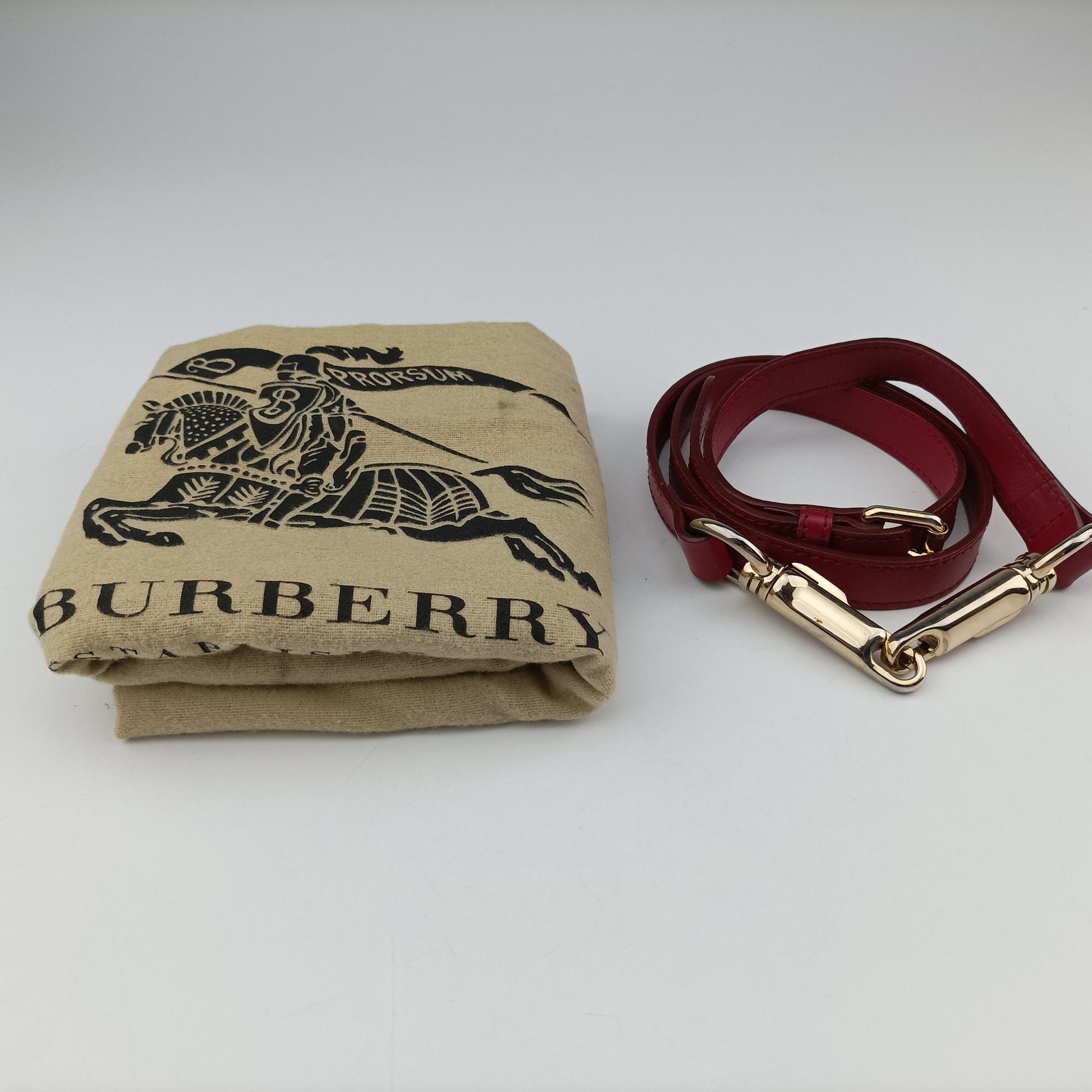 Haymarket Check Beige × Military Red Coated Canvas × Leather 3857260/64Mヘイマーケットチェック ベージュ × レッド コーティングキャンバス × レザー 2wayショルダーバッグ 3857260/64M